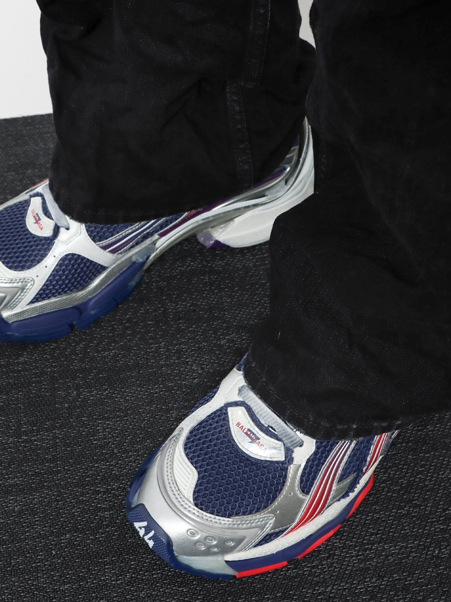 Balenciaga Mesh And Nylon Runner Sneakers Size US 11 / EU 44 - 5 Thumbnail