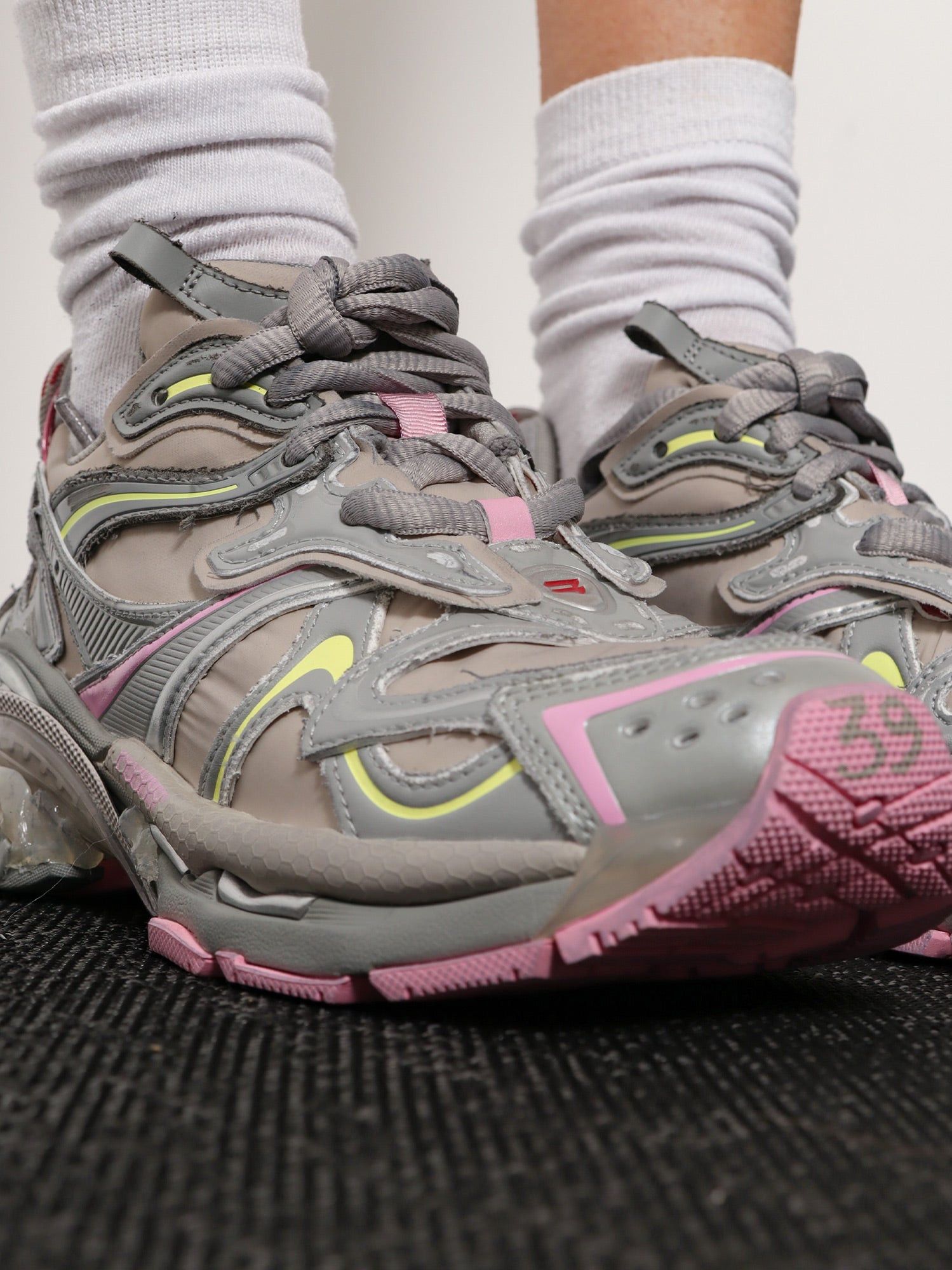 Balenciaga Runner 2 Nylon Low-Top Sneakers With Leather Inserts Size US 7 / IT 37 - 2 Thumbnail