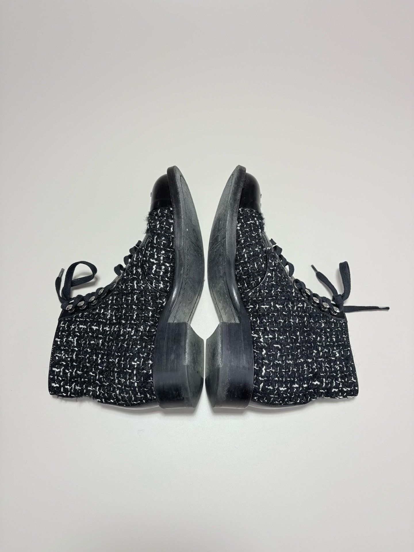 Chanel CHANEL Tweed Patent Leather Ankle Boots Size US 7 / IT 37 - 4 Thumbnail