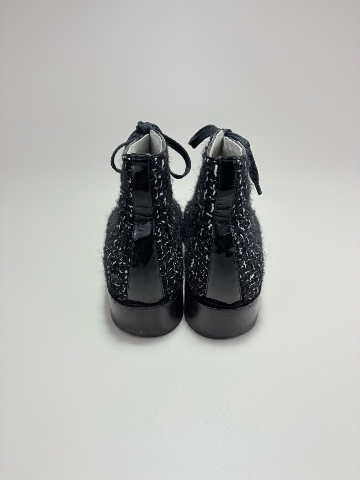 Chanel CHANEL Tweed Patent Leather Ankle Boots Size US 7 / IT 37 - 3 Thumbnail