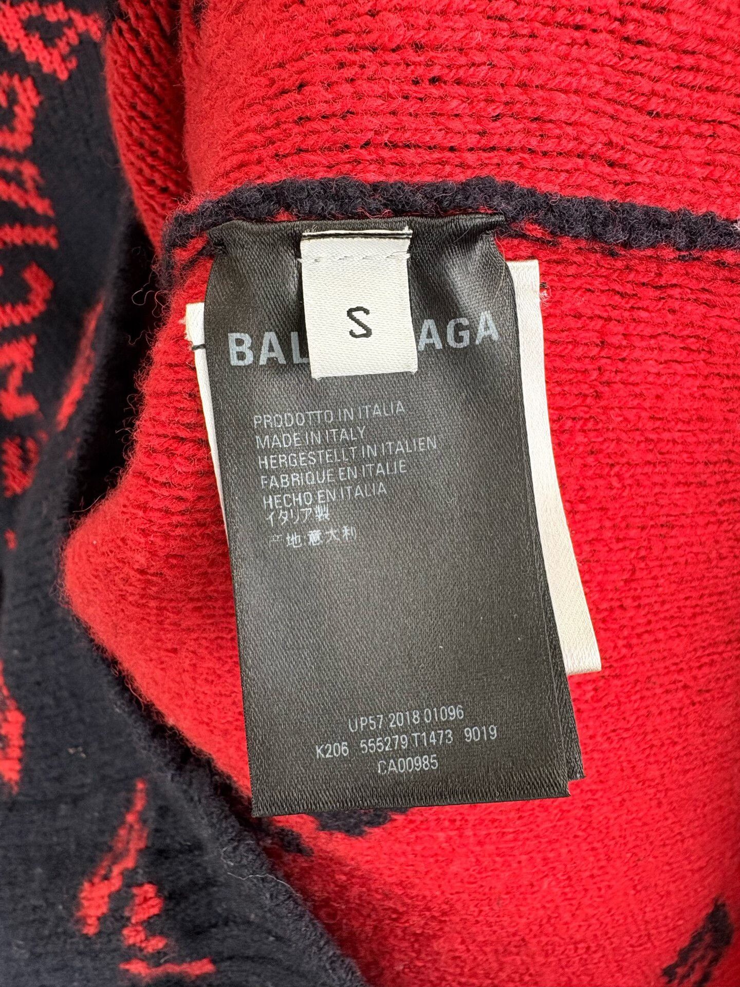 Balenciaga Balenciaga All-Over Logo Sweater Size US S / EU 44-46 / 1 - 3 Thumbnail