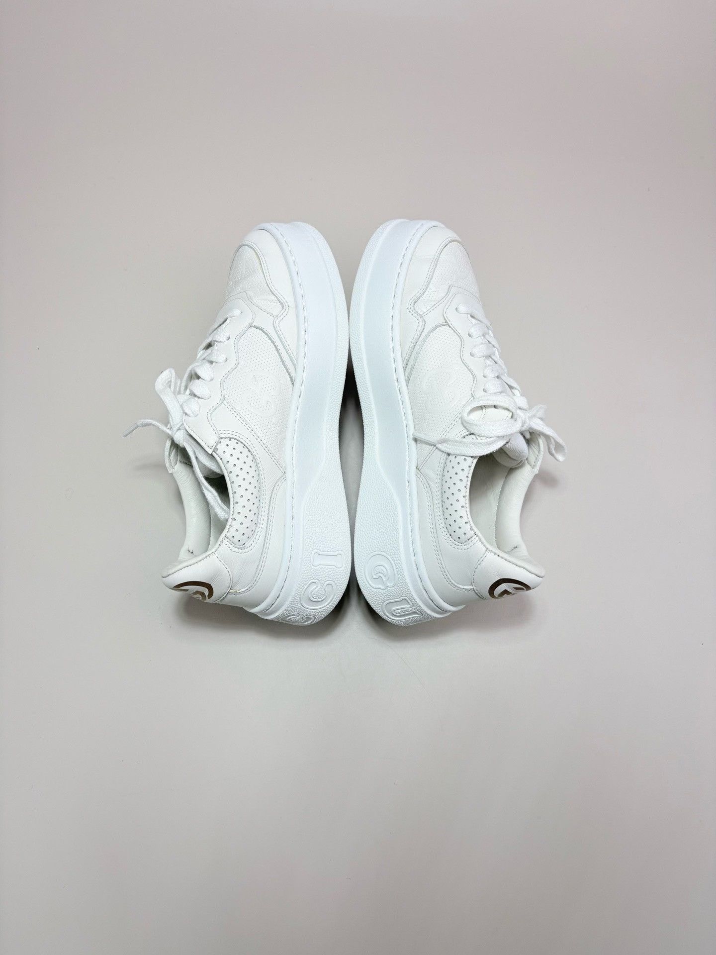 Gucci Gucci White Biscuit Shoes Size US 5 / IT 35 - 5 Thumbnail