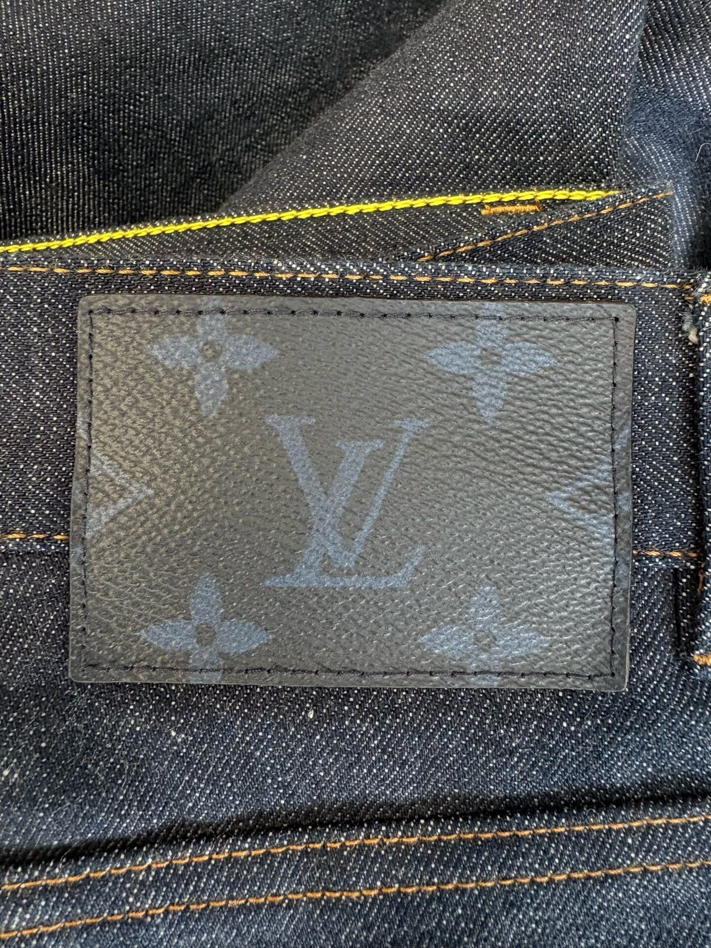 Louis Vuitton Louis Vuitton LV Back Leather Patch Jeans Size US 28 / EU 44 - 5 Thumbnail