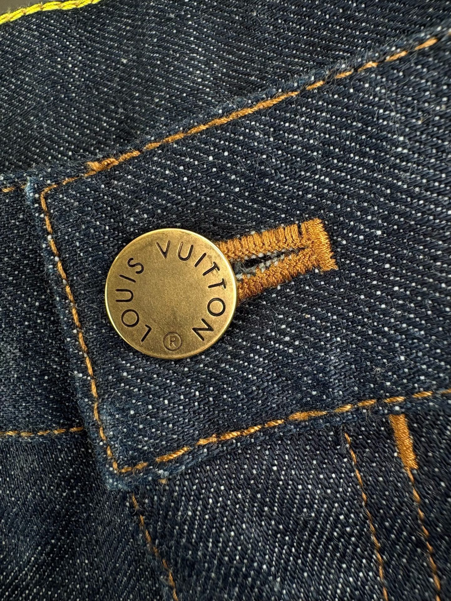 Louis Vuitton Louis Vuitton LV Back Leather Patch Jeans Size US 28 / EU 44 - 4 Thumbnail