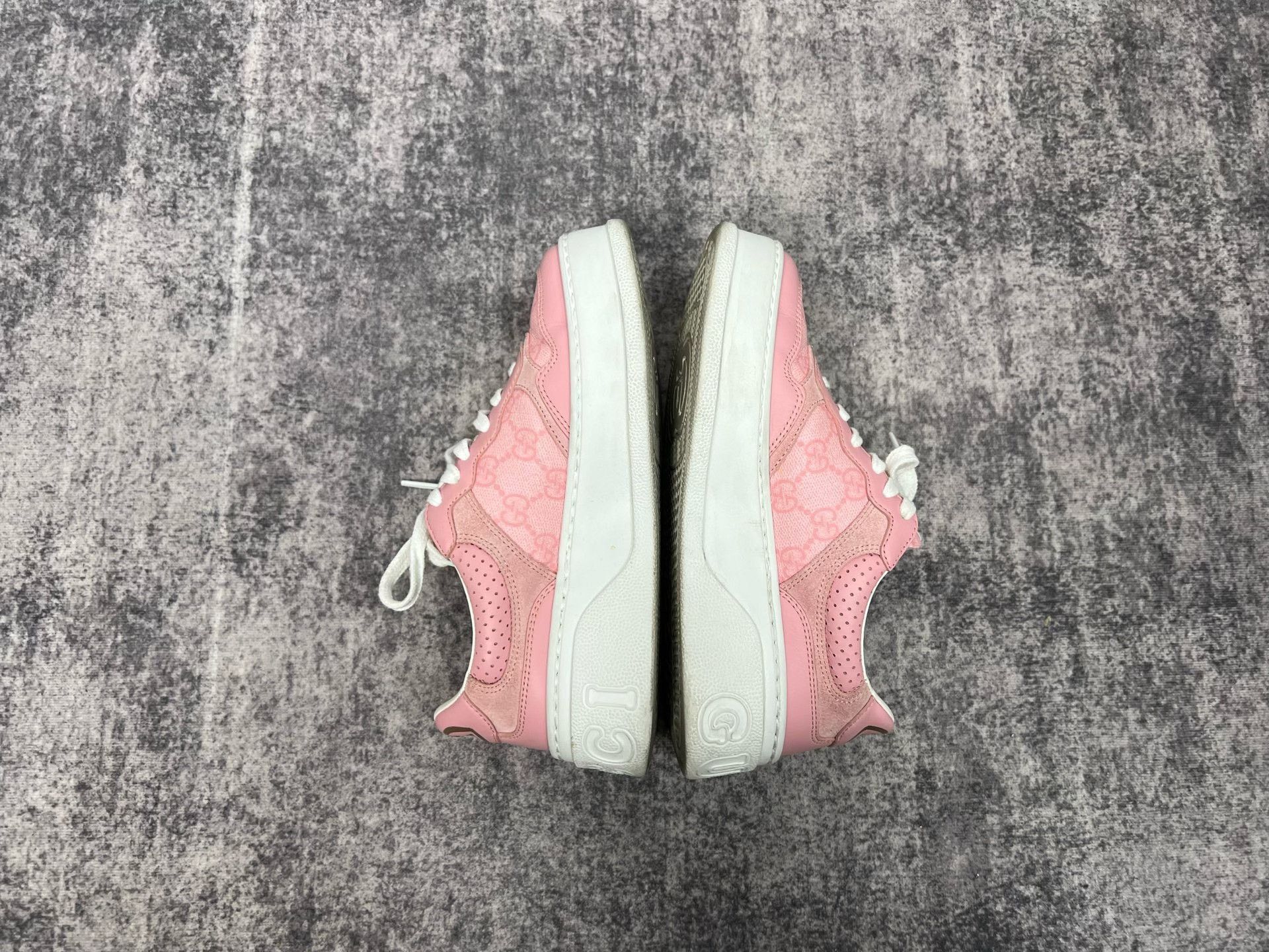 Gucci Gucci Pink Monogram Cookie Sneakers Size US 4.5 / IT 34.5 - 4 Thumbnail