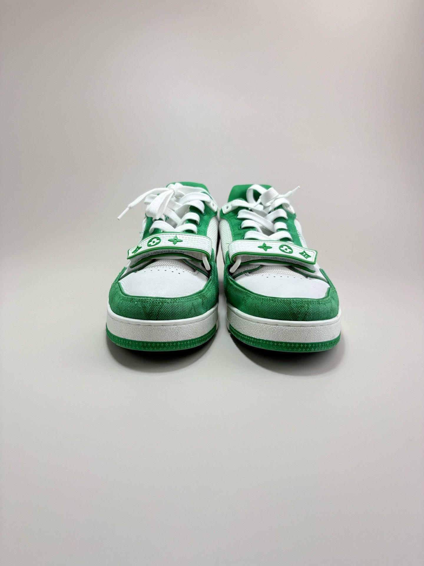 Louis Vuitton Louis Vuitton LV Trainer White Green Velcro Sneakers Size US 9 / EU 42 - 2 Thumbnail