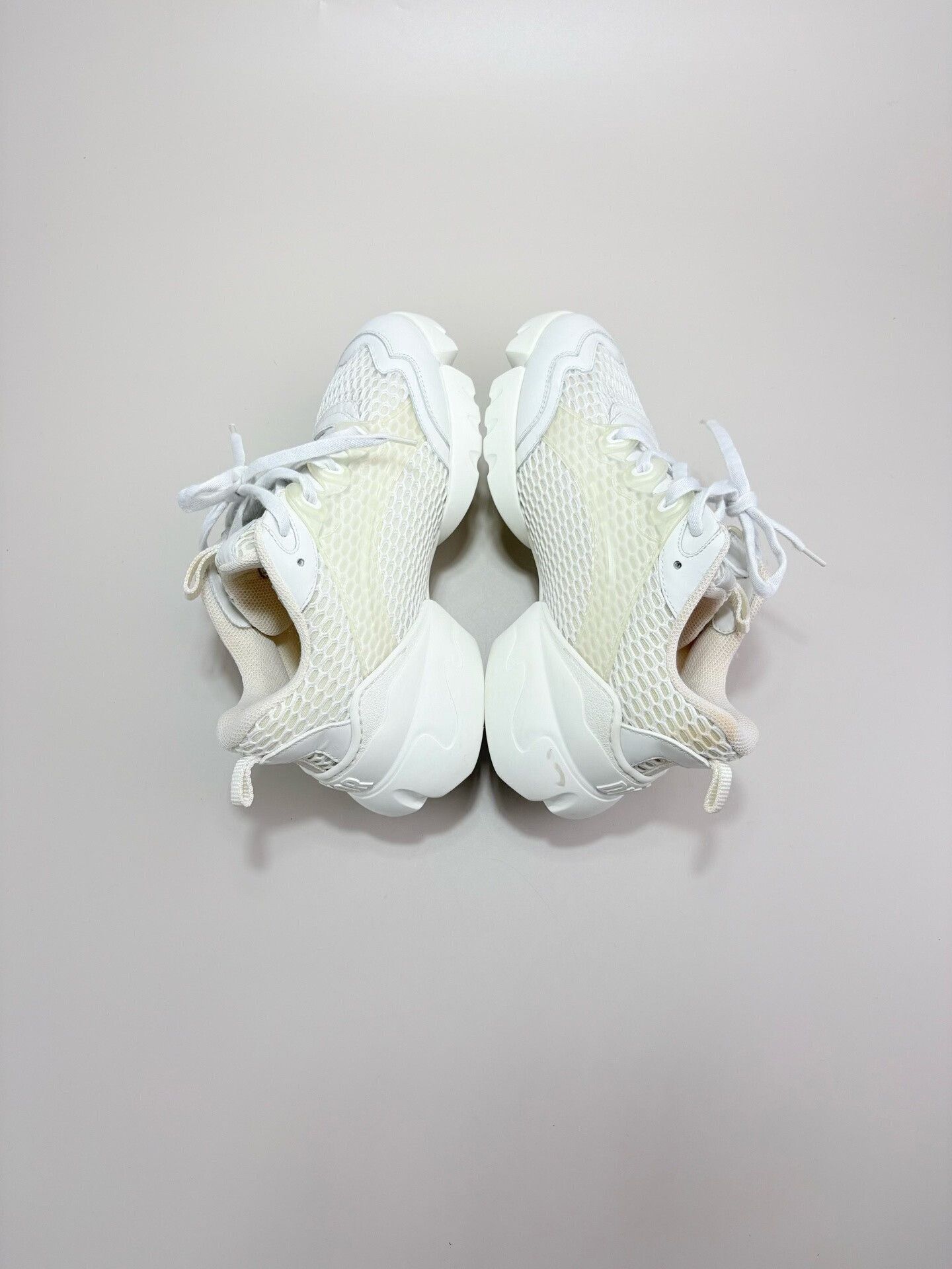 Dior DIOR White Mesh Chunky Sneakers Size US 7 / IT 37 - 5 Thumbnail