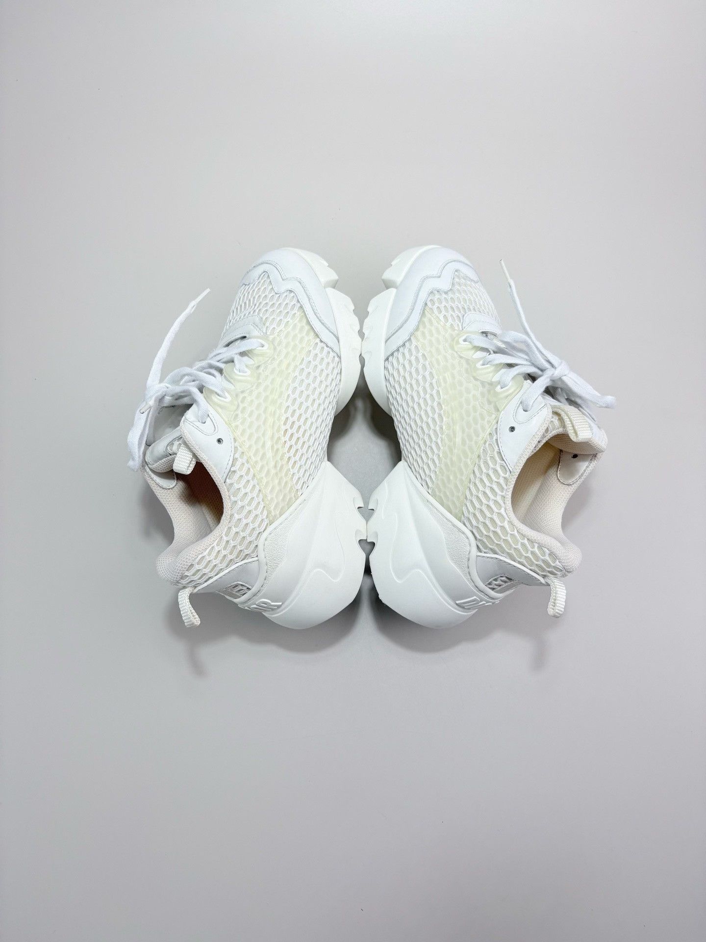 Dior DIOR White Mesh Chunky Sneakers Size US 7 / IT 37 - 4 Thumbnail