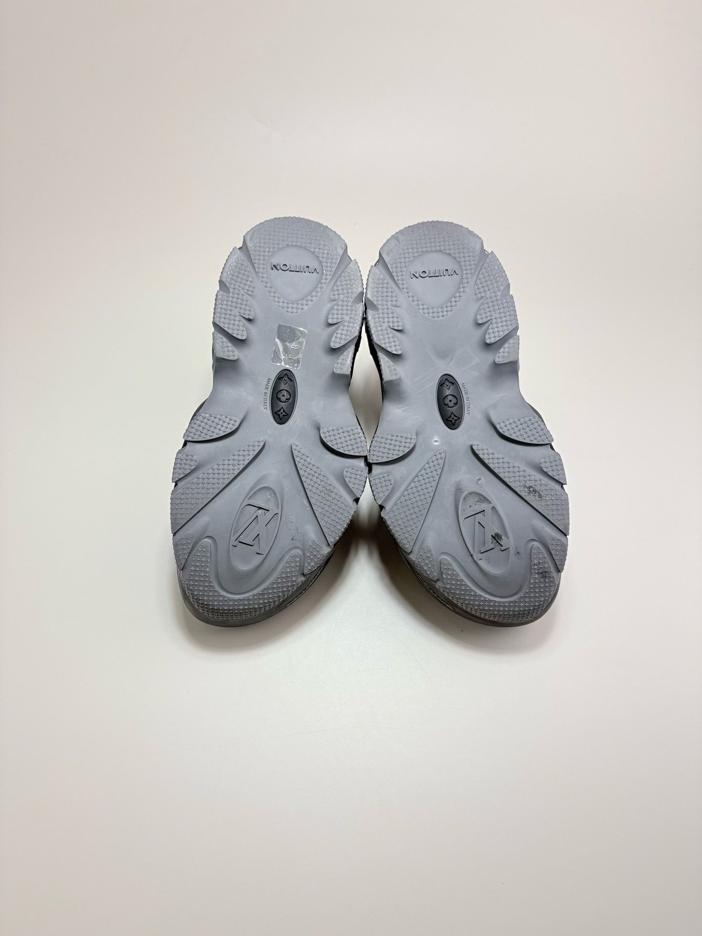 Louis Vuitton Louis Vuitton LV Shark Black Thick-soled Slippers Size US 9 / EU 42 - 6 Thumbnail