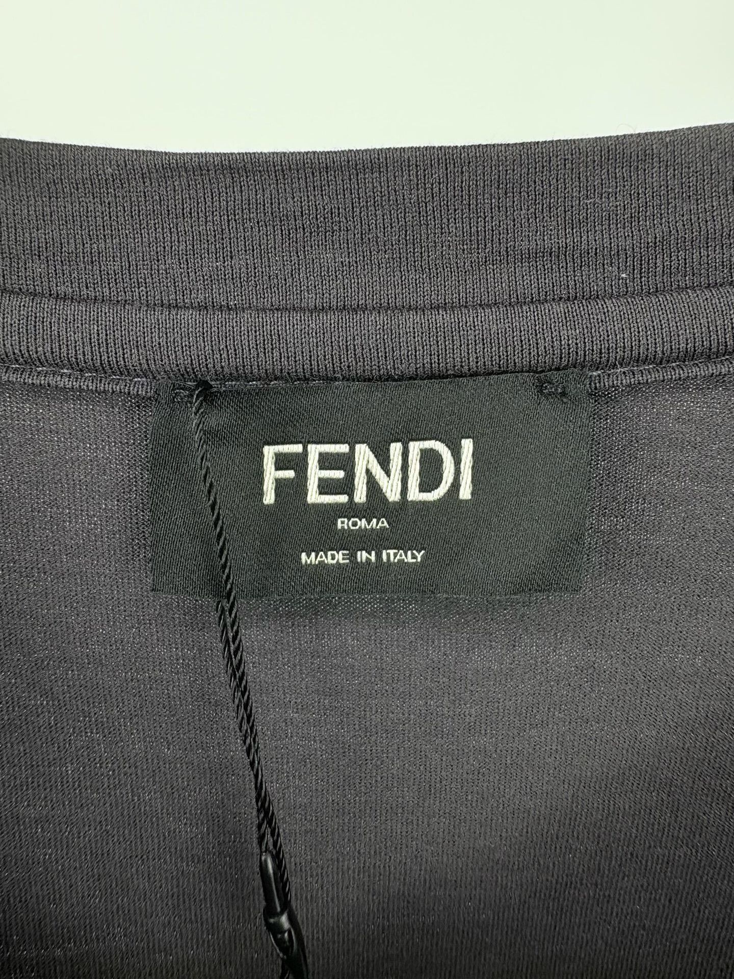 Fendi Fendi Arm Patch Logo Long-Sleeve Sweatshirt Size US M / EU 48-50 / 2 - 4 Thumbnail