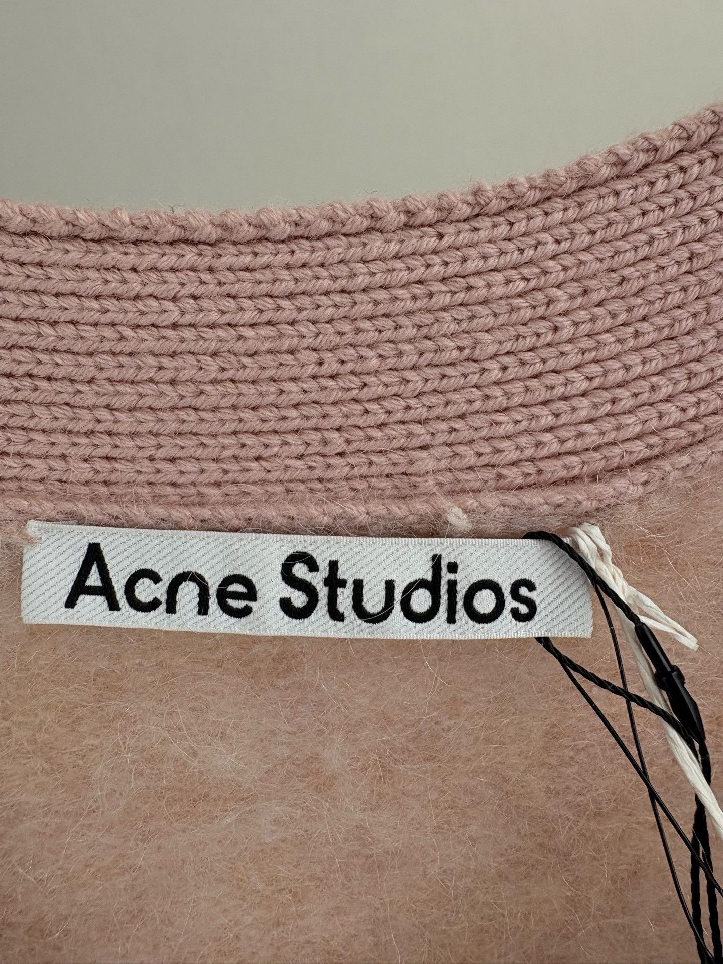 Acne Studios ACNE STUDIOS Pink Mohair Cardigan Size XS / US 0-2 / IT 36-38 - 3 Thumbnail