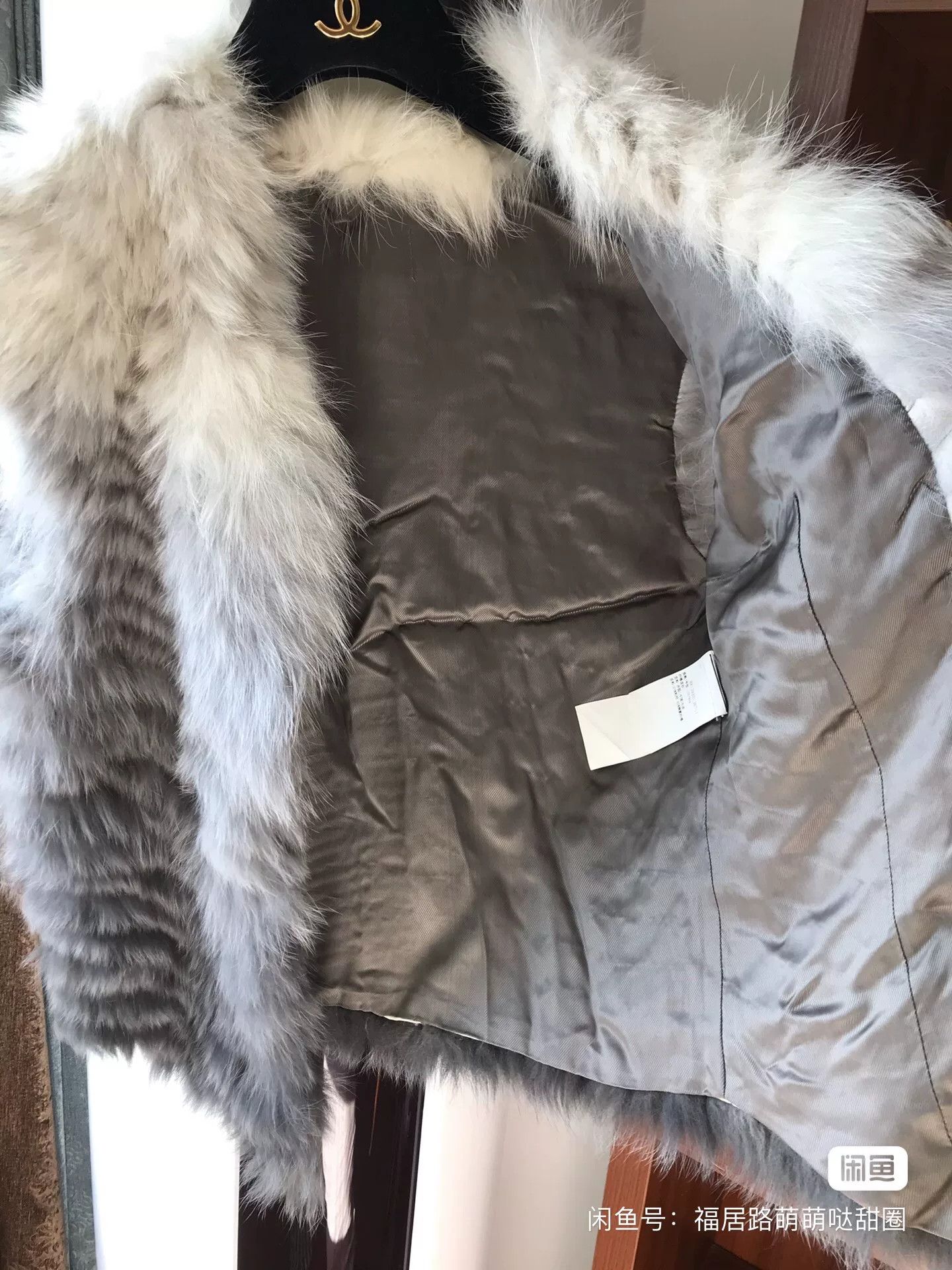 Max Mara Max Mara Fox Fur Vest Size XS / US 0-2 / IT 36-38 - 3 Thumbnail