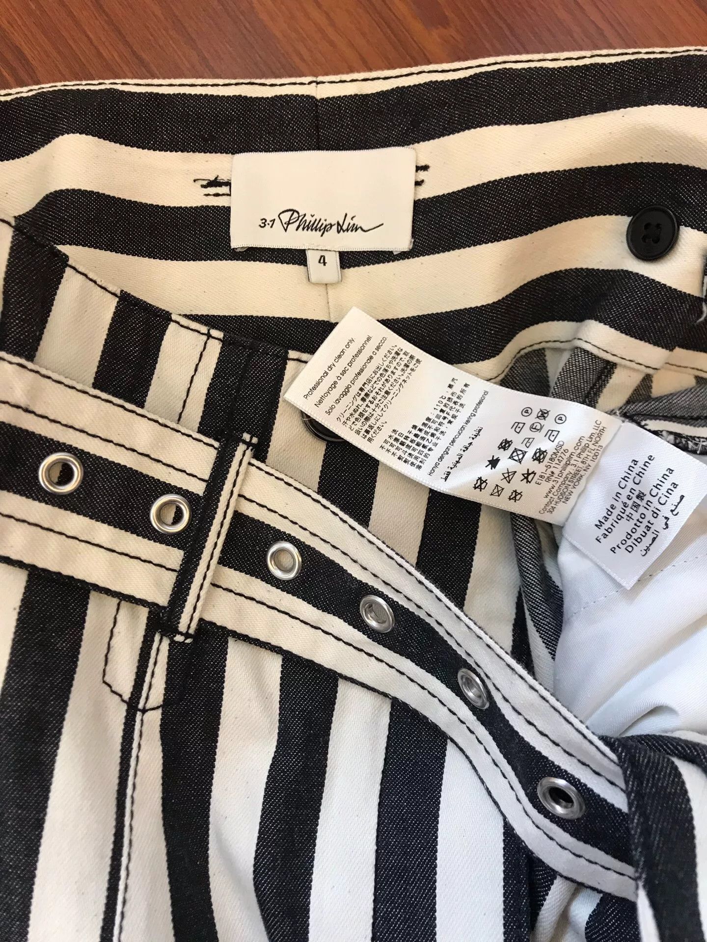 3.1 Phillip Lim 3.1 Phillip Lim Women's Shorts Authentic Size 34" / US 12 / IT 48 - 6 Thumbnail