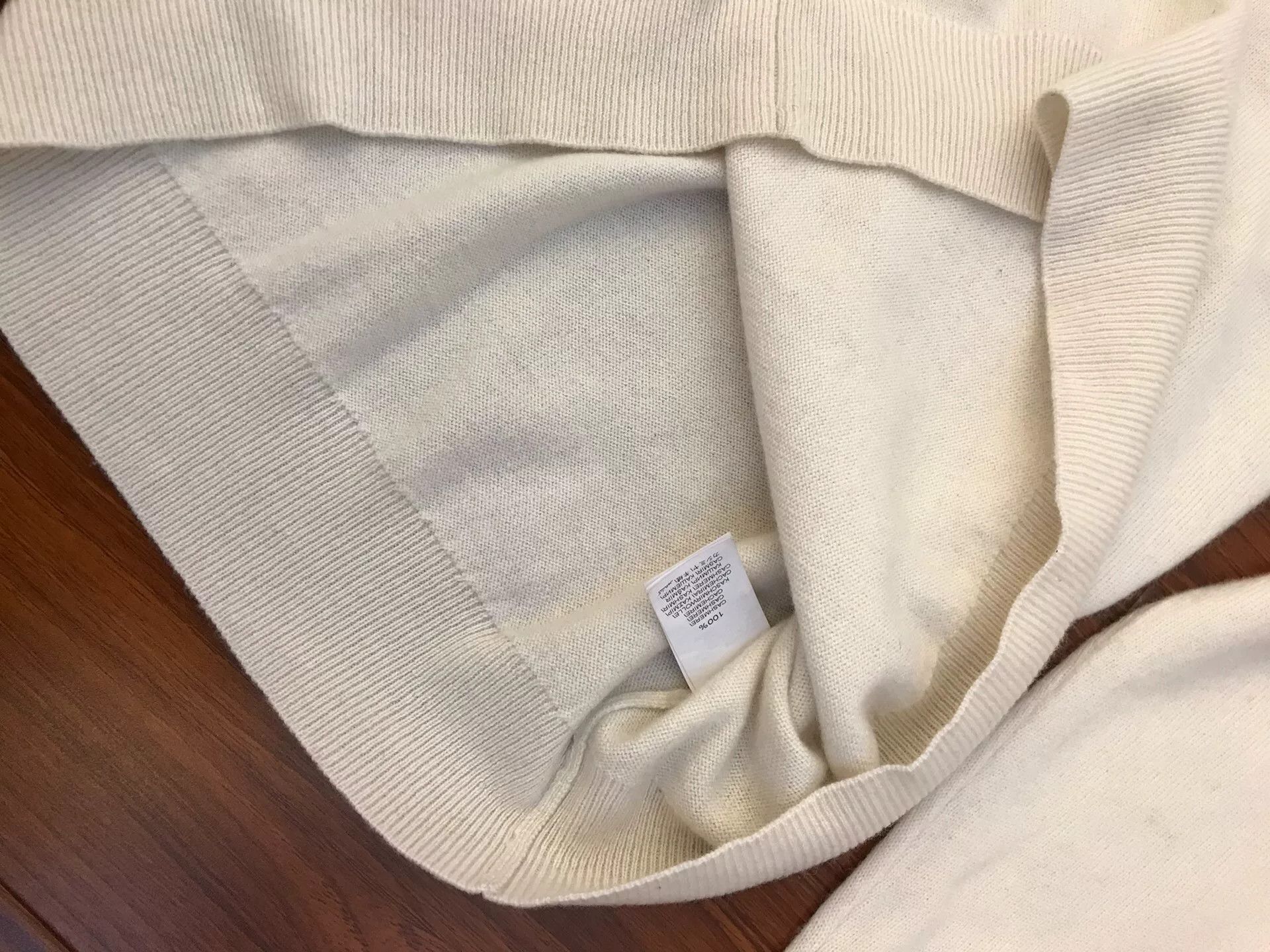 Brunello Cucinelli Brunello Cucinelli Women's Cashmere Sweater Size M / US 6-8 / IT 42-44 - 5 Thumbnail