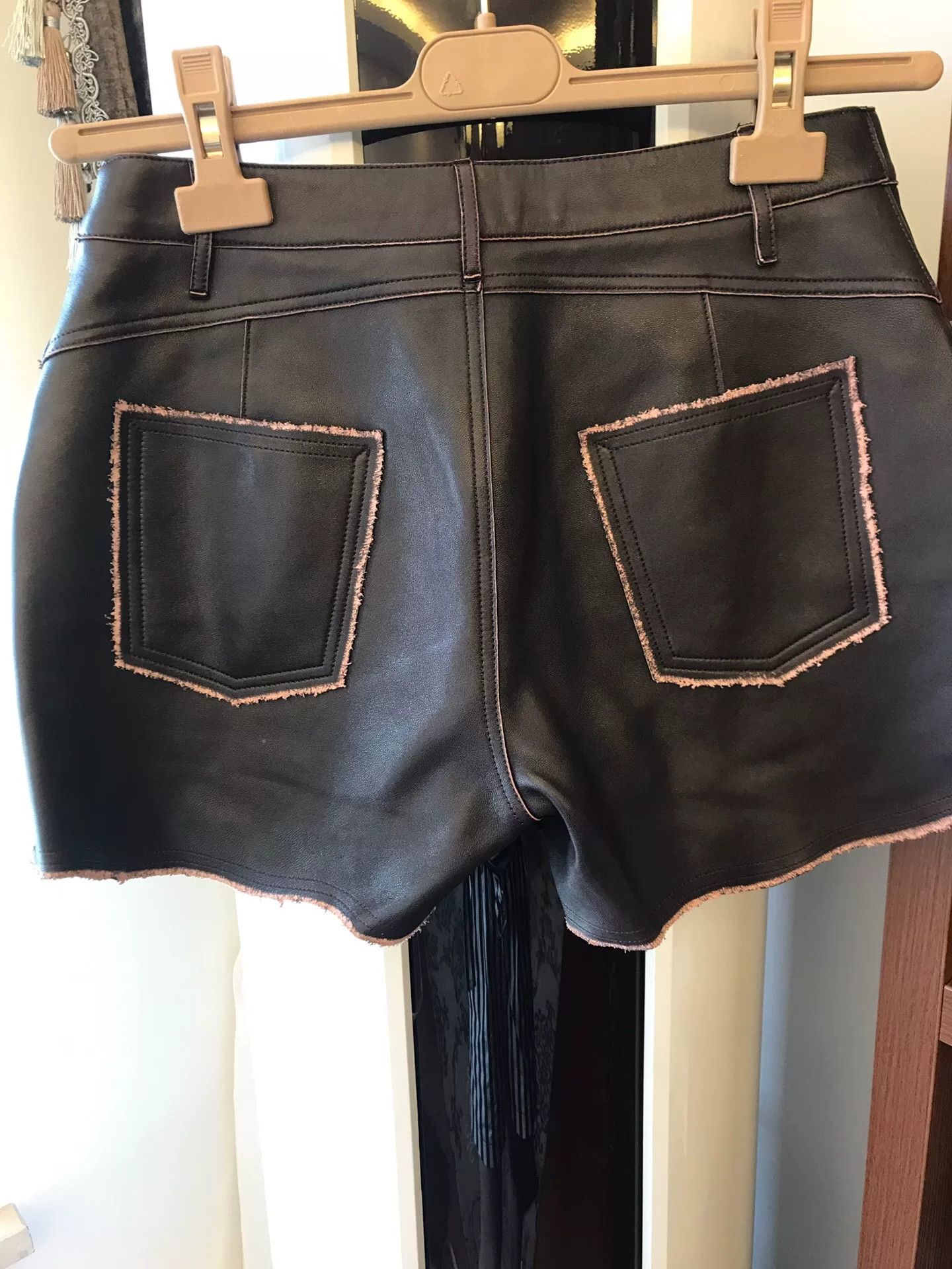 Balenciaga Balenciaga Runway Leather Shorts Size 38" / US 16 / IT 52 - 4 Thumbnail