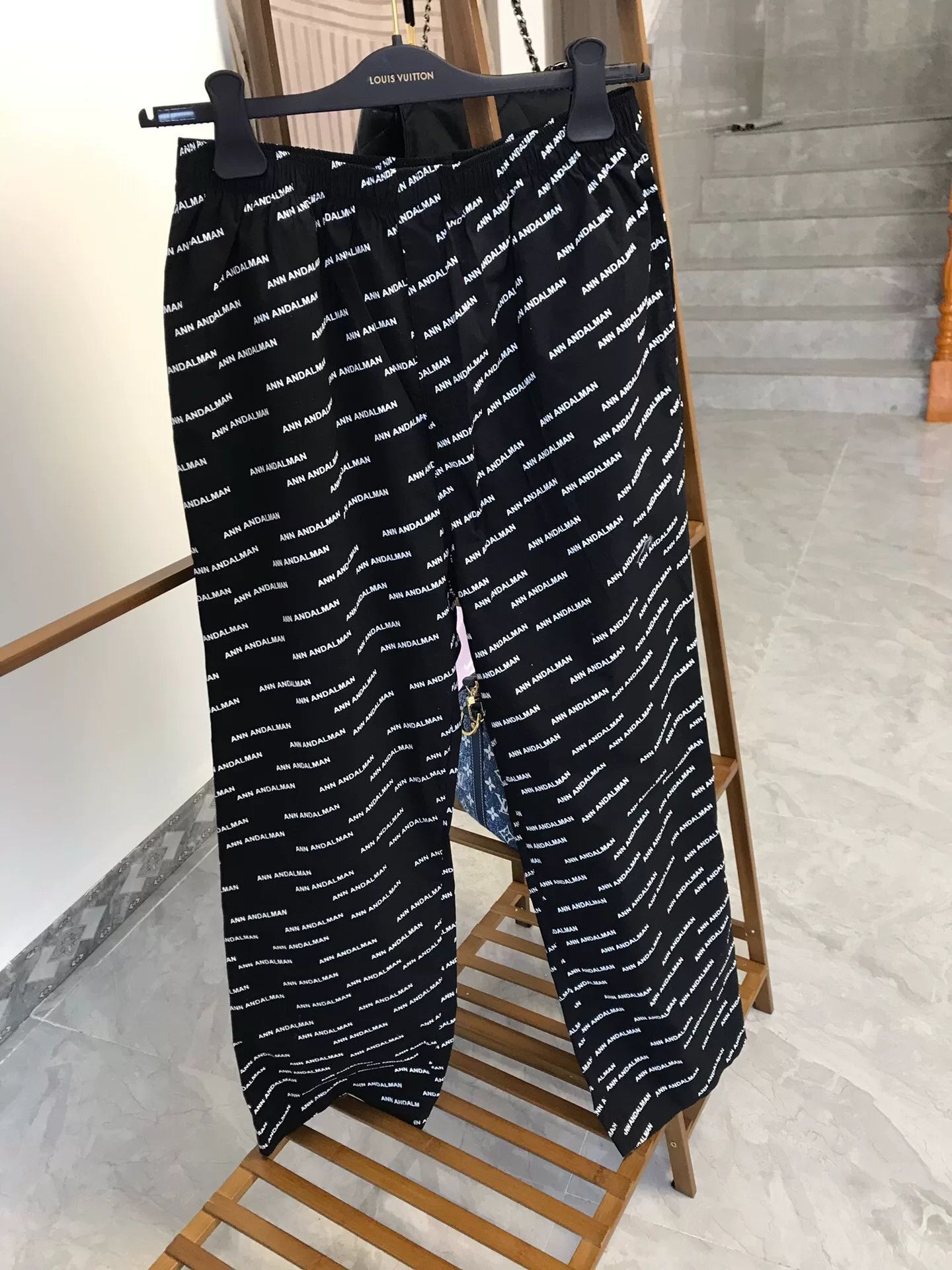 Ann Demeulemeester Ann Andelman Full Logo Straight-Leg Pants Size 30" / US 8 / IT 44 - 2 Thumbnail