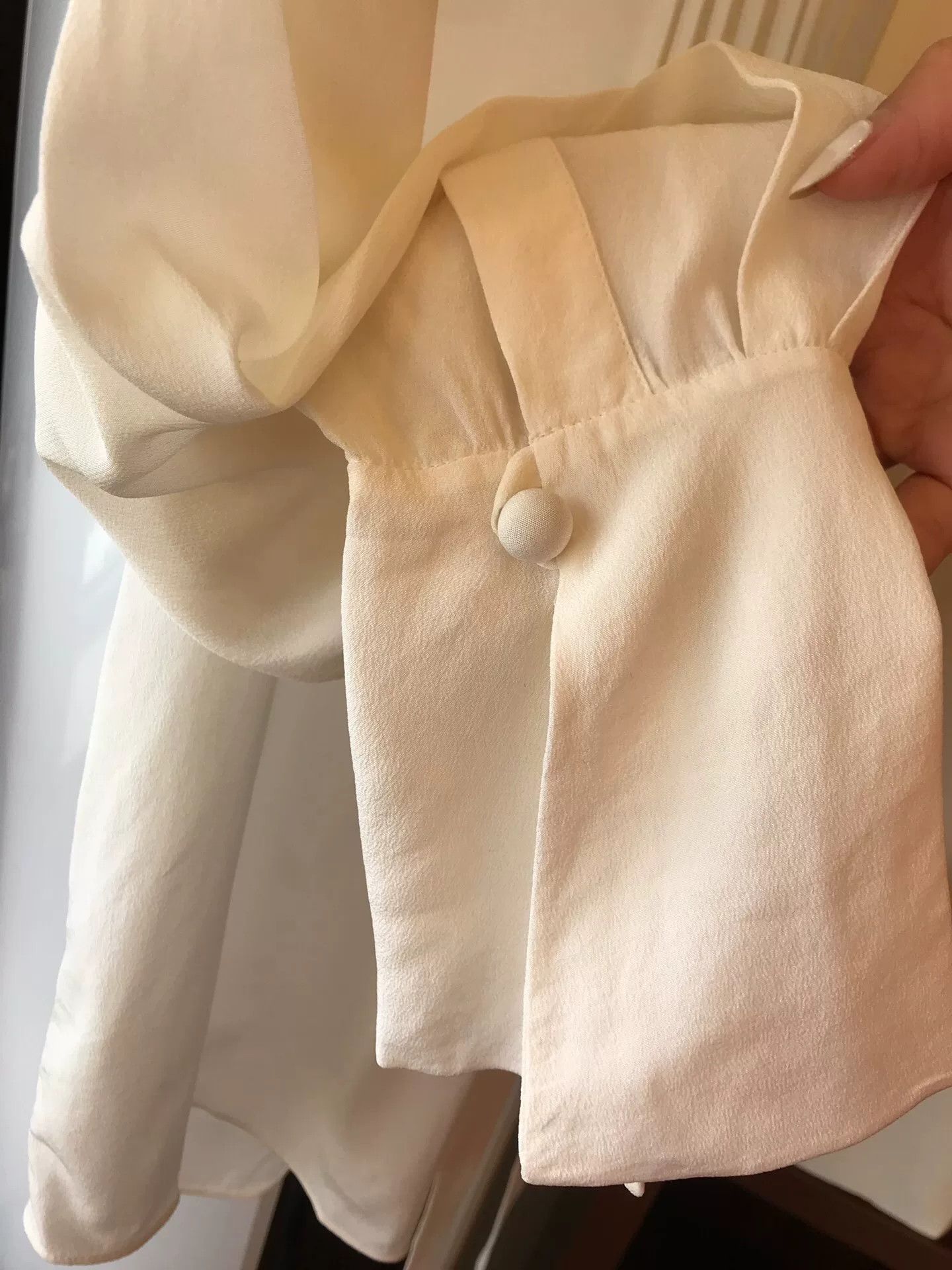 Chloe Chloe Authentic Silk Women's Shirt Size XS / US 0-2 / IT 36-38 - 4 Thumbnail