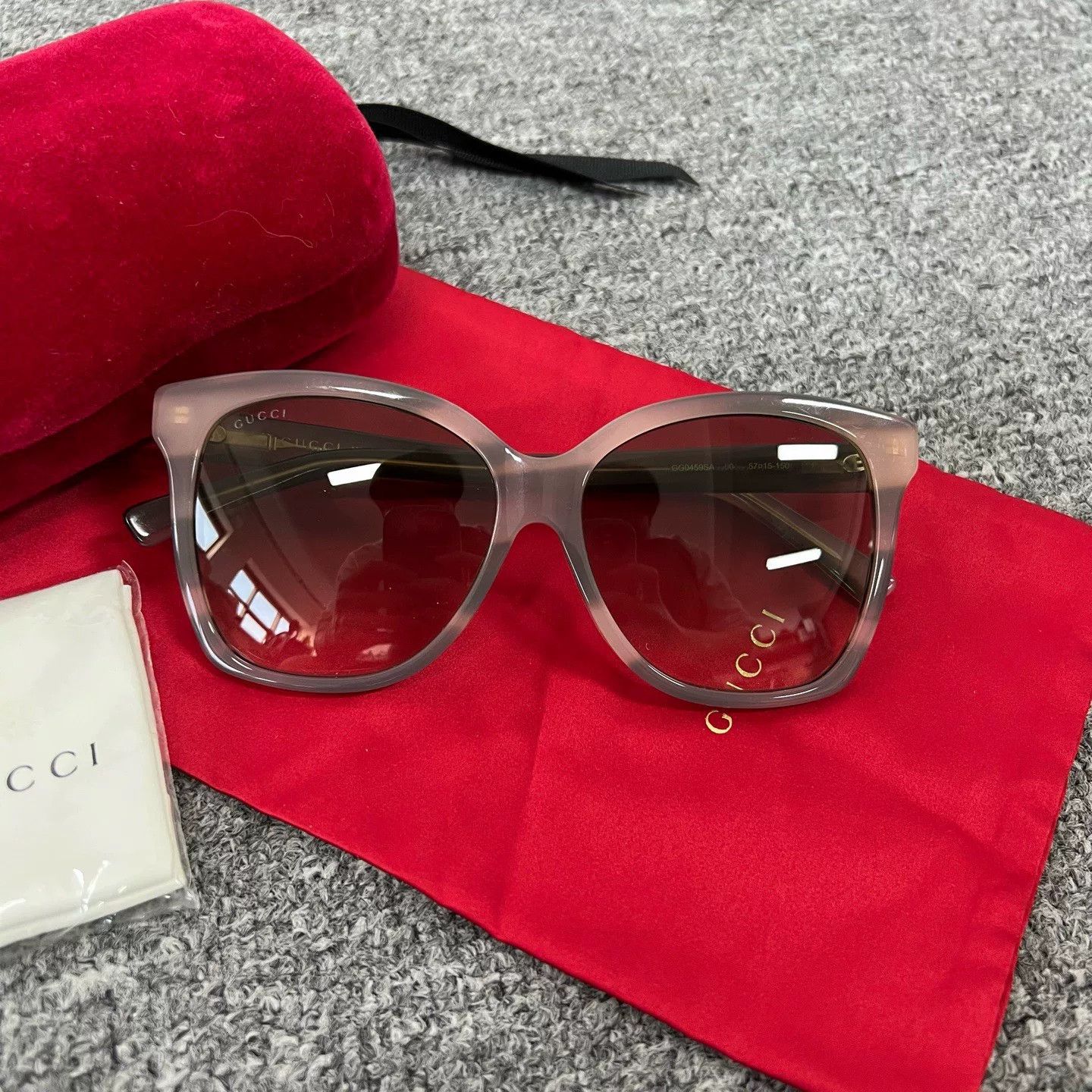 Gucci Gucci Red Green Stripe Sunglasses New Size ONE SIZE - 2 Thumbnail