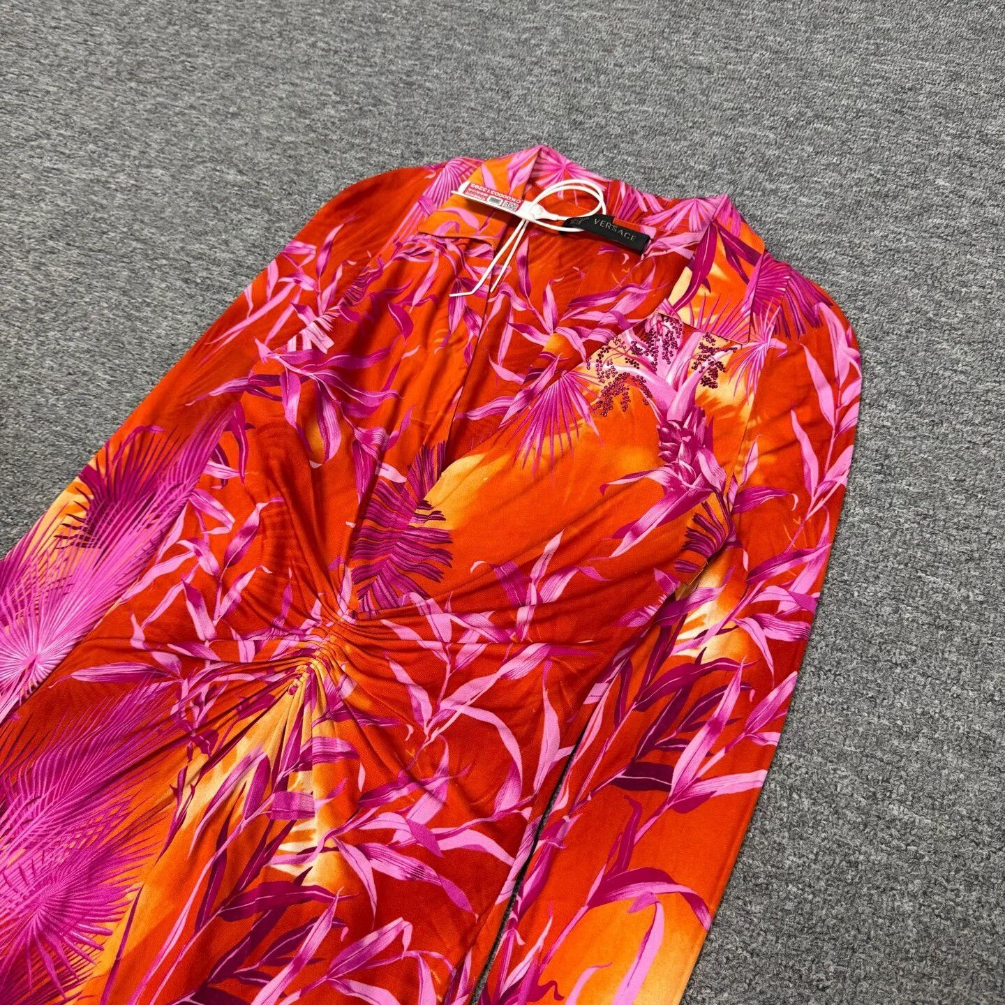 Versace Versace Wild Rose Runway Dress Size M / US 6-8 / IT 42-44 - 4 Thumbnail
