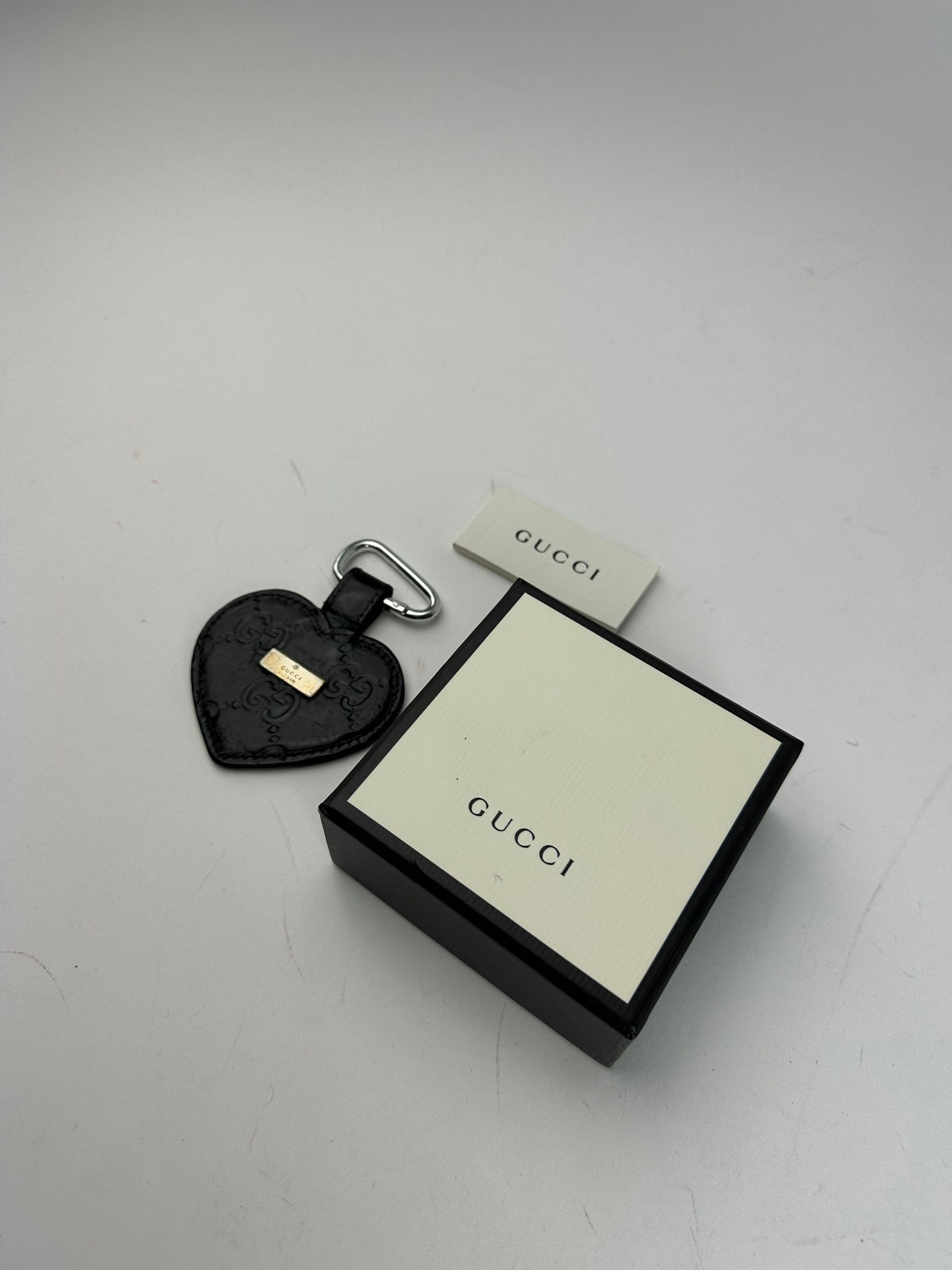Gucci Vintage Heart Leather Monogram Pendant Black Size ONE SIZE - 3 Thumbnail