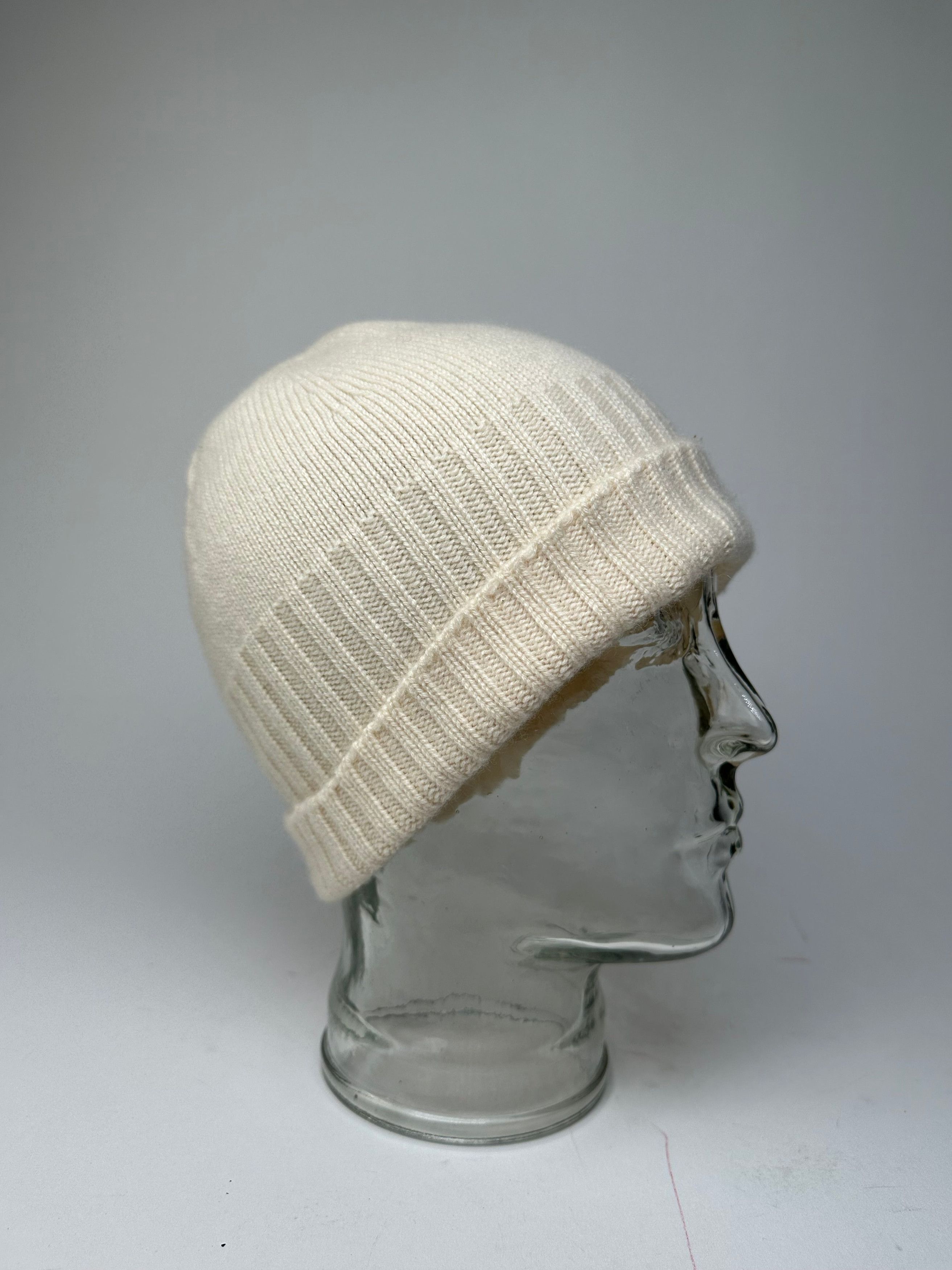 Gucci Vintage Cashmere Beanie M Cream Size ONE SIZE - 2 Thumbnail