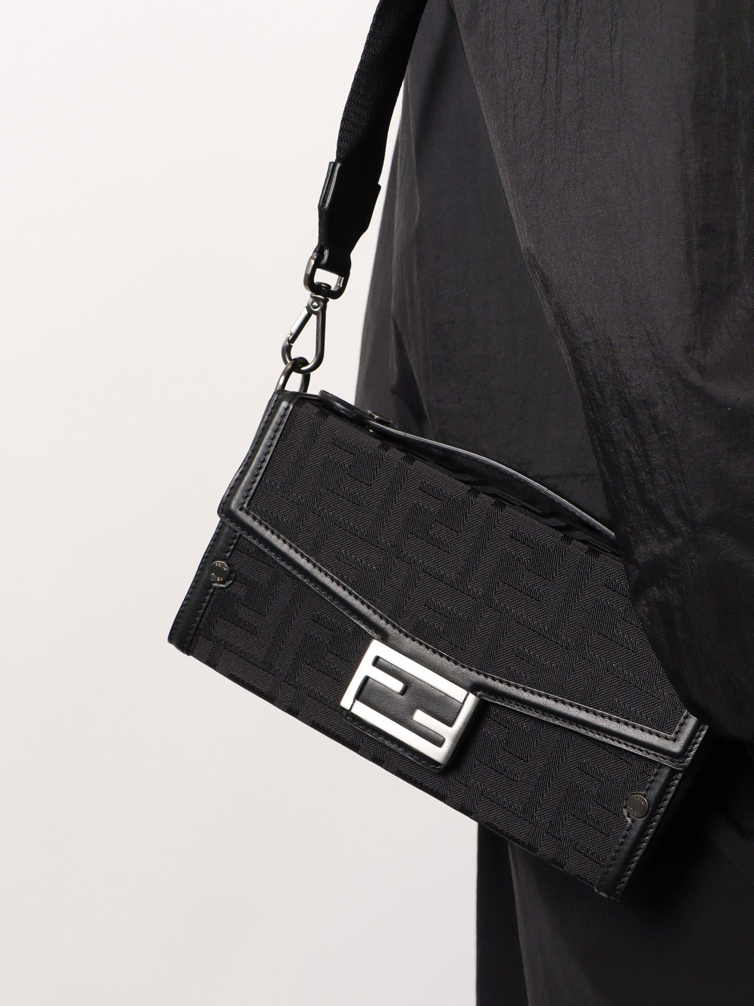 Fendi Baguette Soft Trunk Ff Fabric Crossbody Bag Size ONE SIZE - 5 Thumbnail