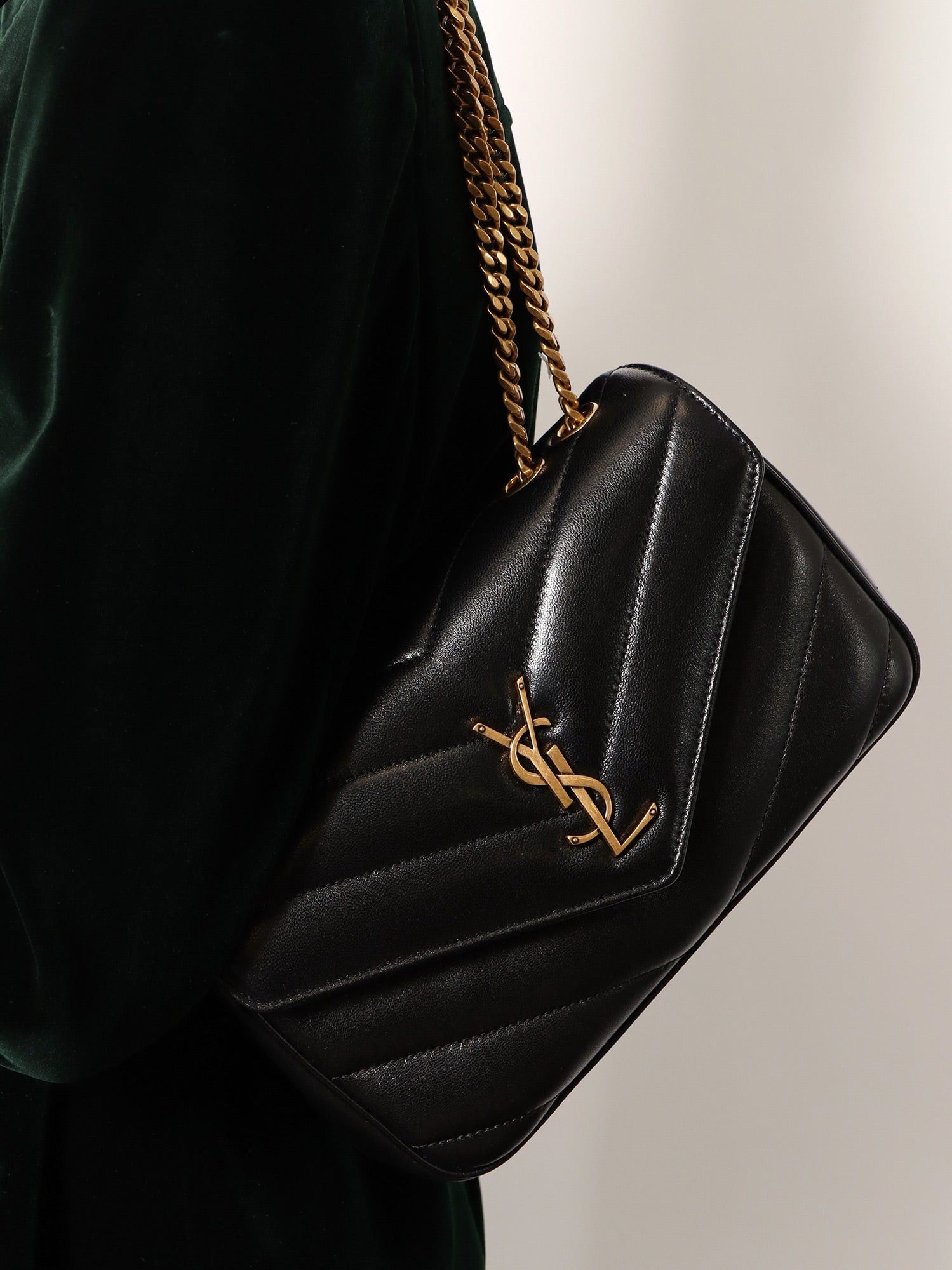 Saint Laurent Paris Loulou Small Matelasse Leather Shoulder Bag Size ONE SIZE - 2 Thumbnail