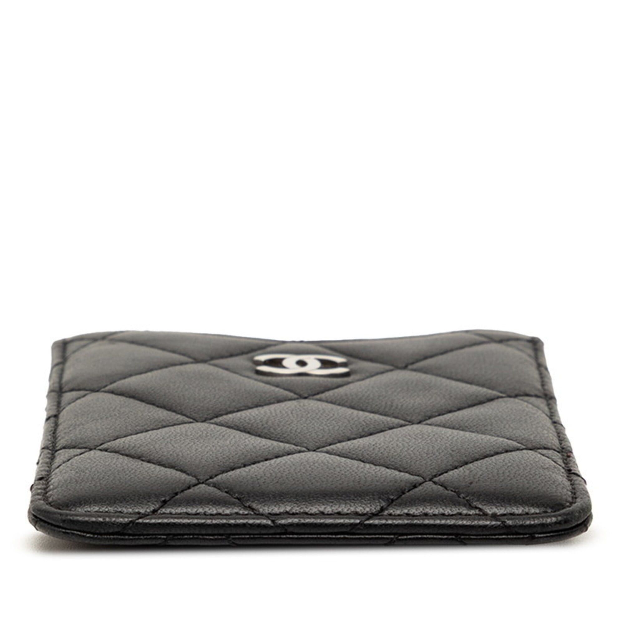 Chanel Chanel Coco Mark Matelassé Pass Case, Black Lambskin, Women's. Size ONE SIZE - 3 Thumbnail
