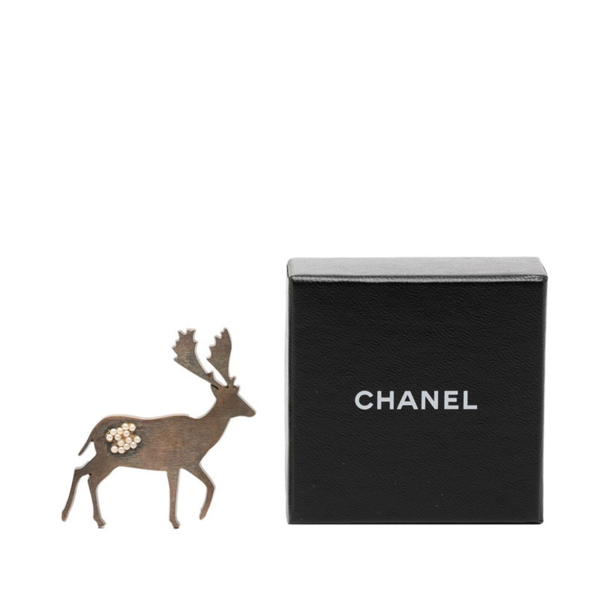 Chanel Chanel Coco Mark Reindeer Brooch, Gold Plated, Faux Pearl, Women's CHANEL Size ONE SIZE - 4 Thumbnail