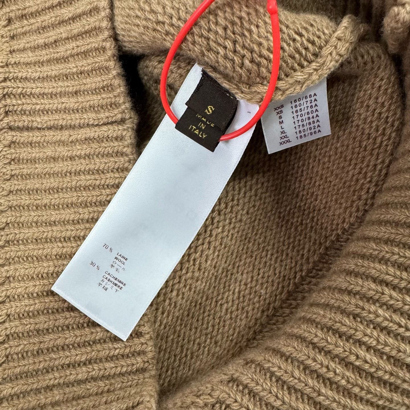 Louis Vuitton Louis Vuitton Beige Argyle Cable Knit Cardigan Size S / US 4 / IT 40 - 6 Thumbnail