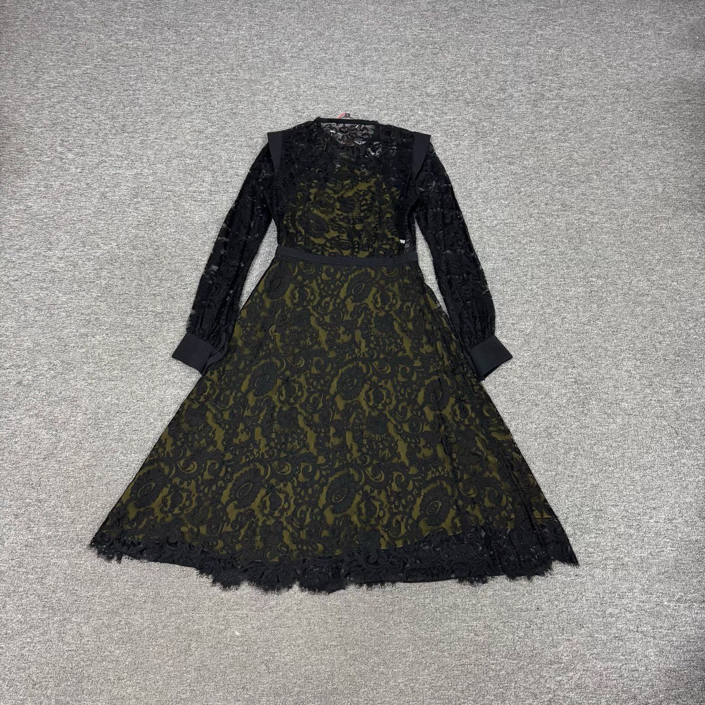 Gucci Gucci Lace Long-Sleeve Dress Size 38 Size S / US 4 / IT 40 - 2 Thumbnail