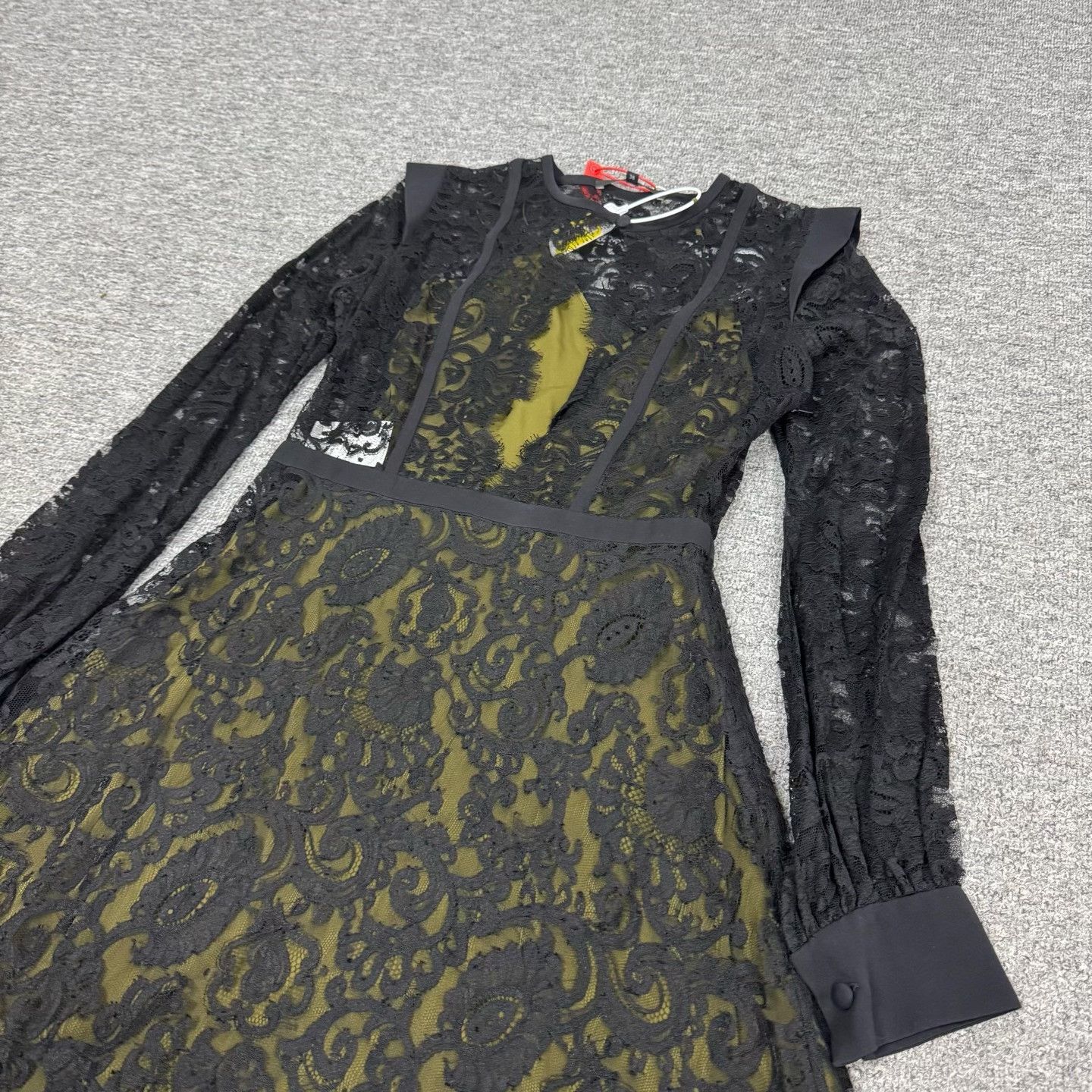 Gucci Gucci Lace Long-Sleeve Dress Size 38 Size S / US 4 / IT 40 - 4 Thumbnail