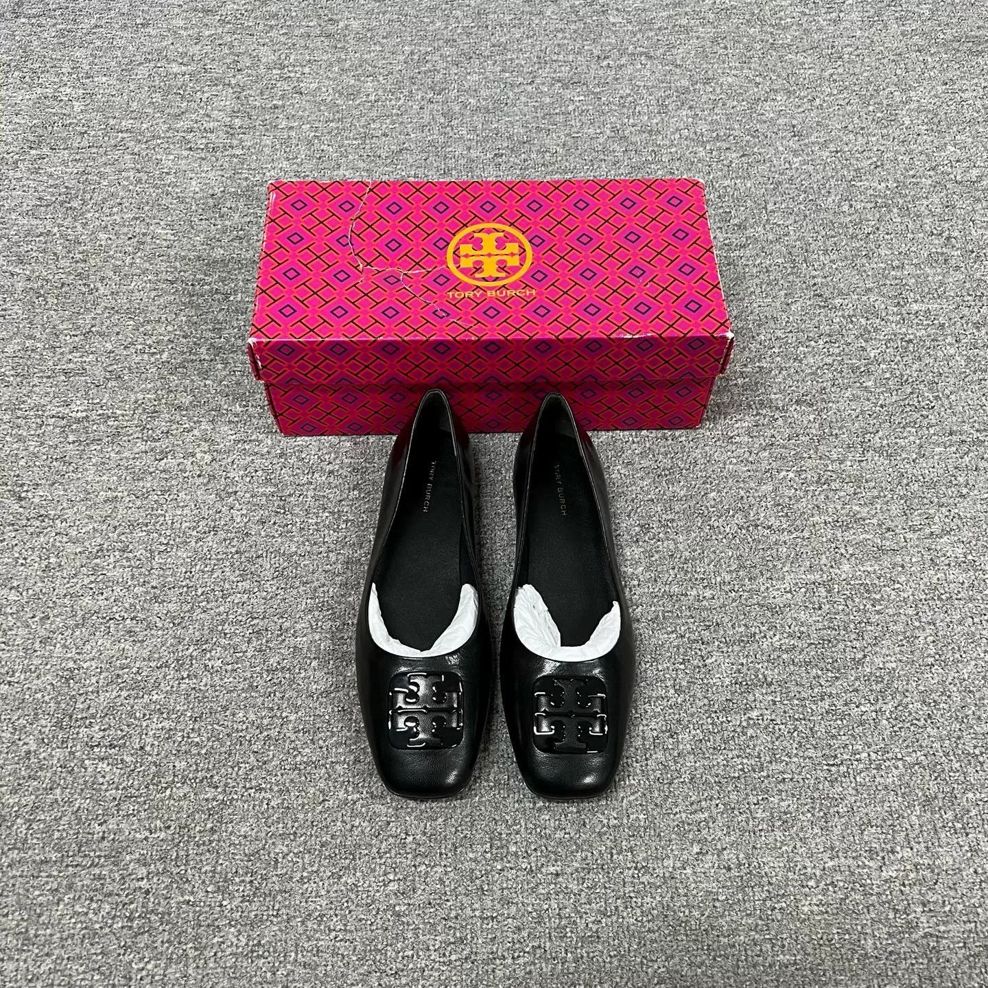 Tory Burch Tory Burch Square Buckle Flat Shoes Size US 7.5 / IT 37.5 - 2 Thumbnail