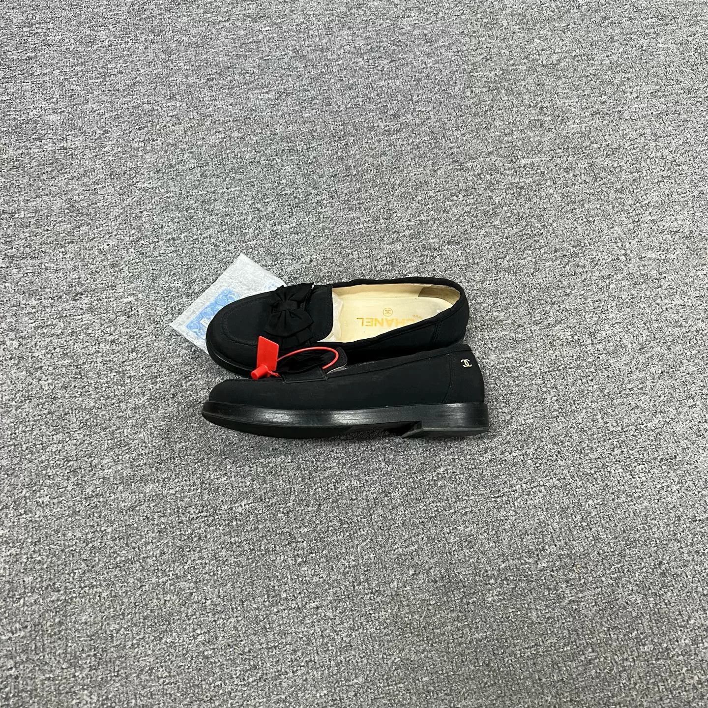 Chanel Chanel Bow Loafers Size US 5.5 / IT 35.5 - 2 Thumbnail