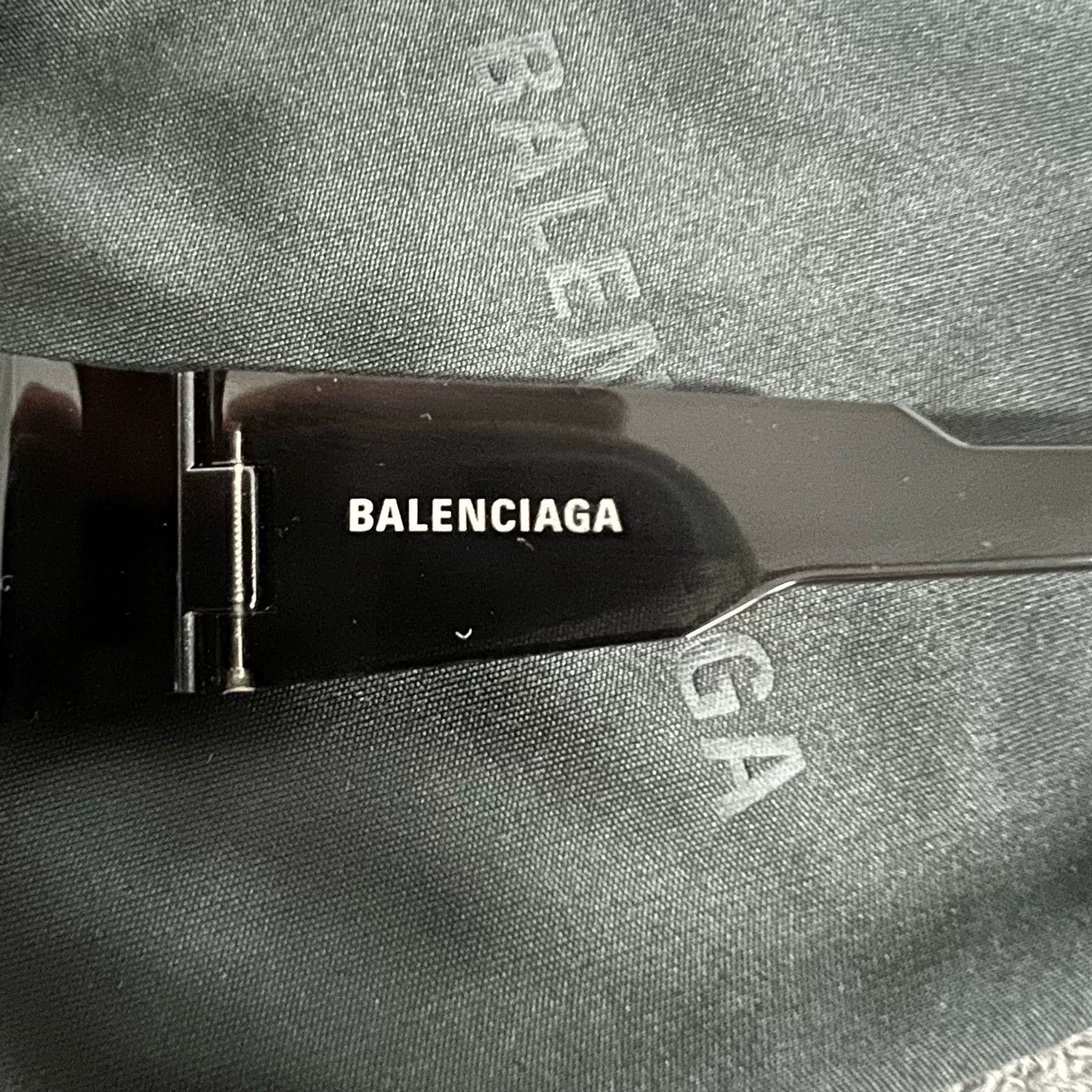 Balenciaga Balenciaga Rimless Temple Logo Sunglasses Size ONE SIZE - 4 Thumbnail