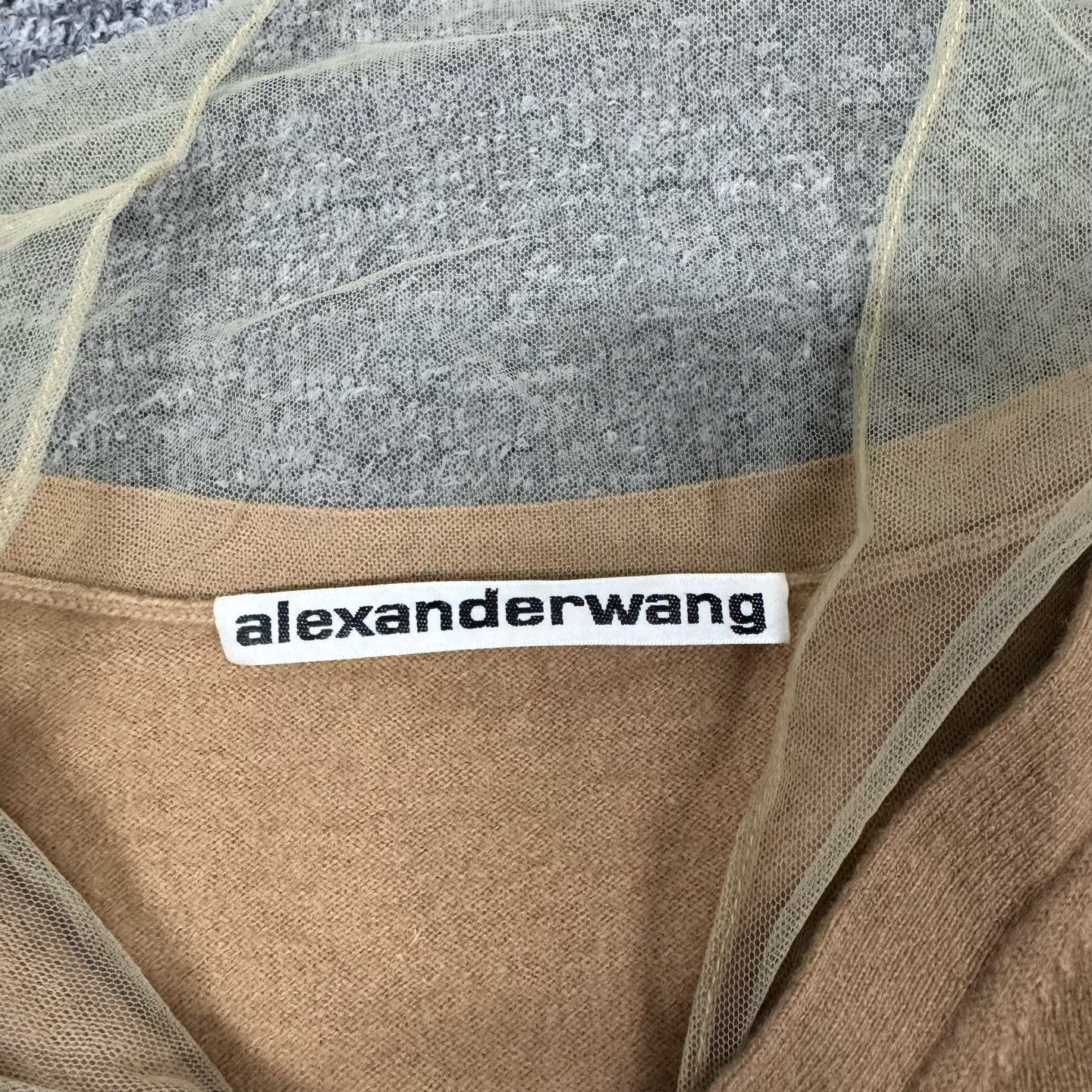 Alexander Wang Alexander Wang Off-Shoulder Short Knit Cardigan Size L / US 10 / IT 46 - 4 Thumbnail