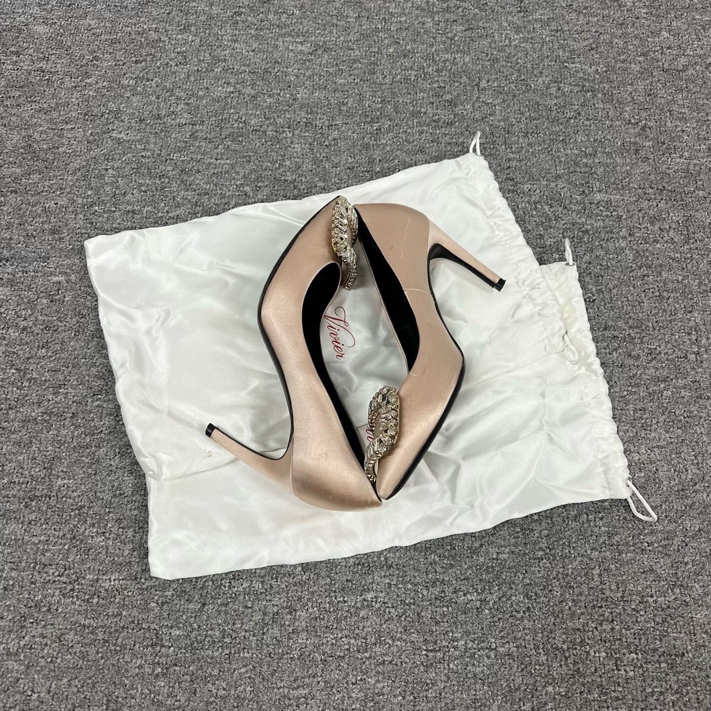 Roger Vivier Roger Vivier RV Crystal Buckle Heels Size US 4 / IT 34 - 5 Thumbnail