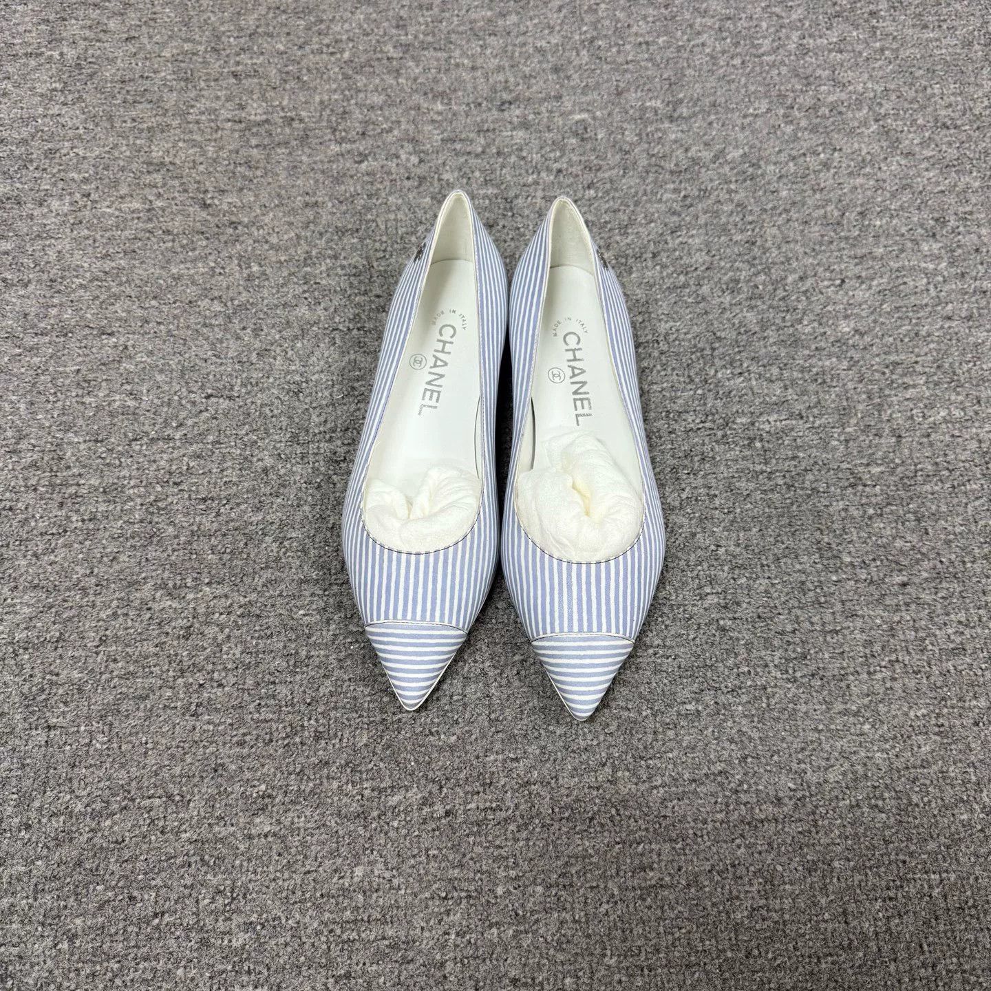 Chanel Chanel White Blue Stripe Flat Shoes Size US 5 / IT 35 - 2 Thumbnail