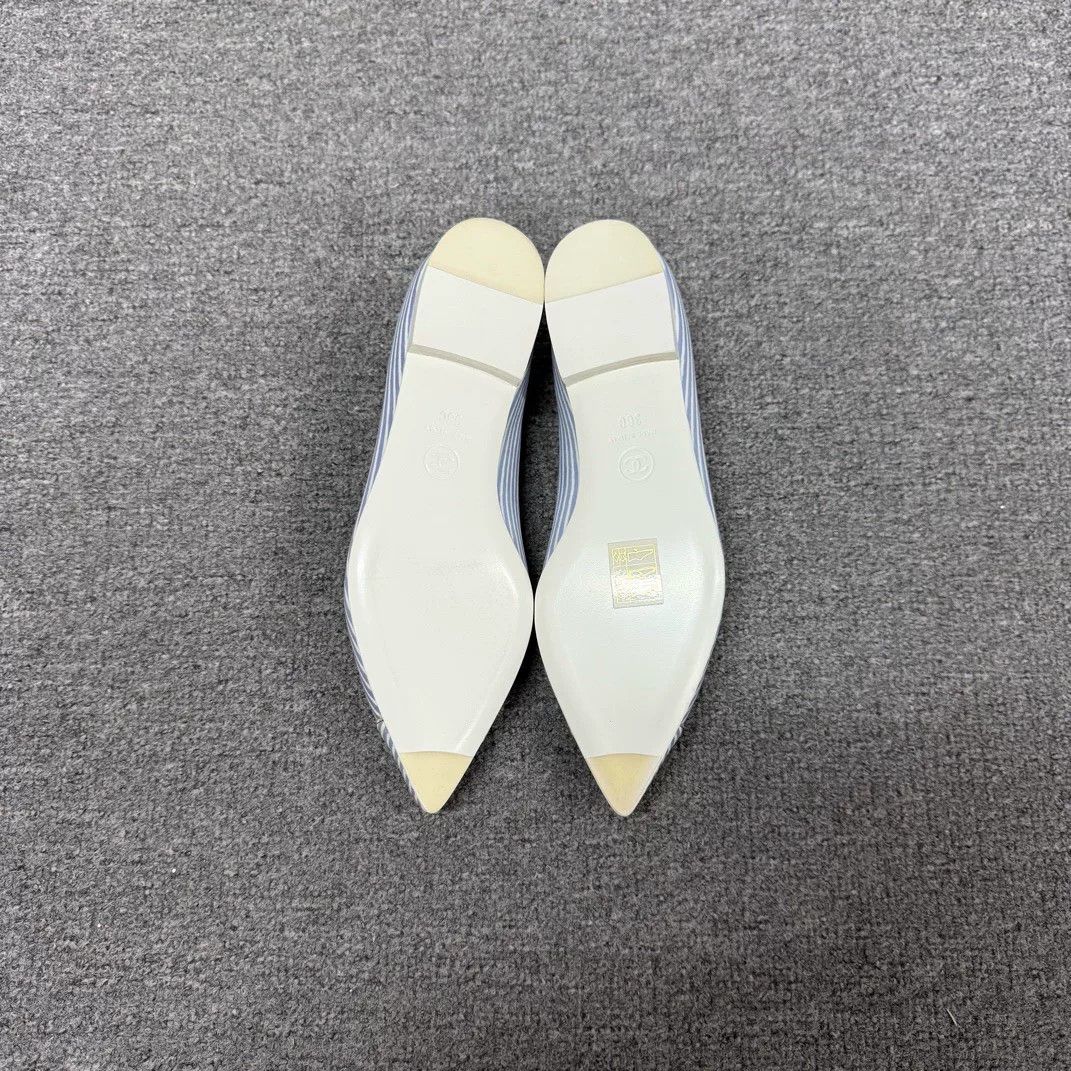 Chanel Chanel White Blue Stripe Flat Shoes Size US 5 / IT 35 - 7 Thumbnail