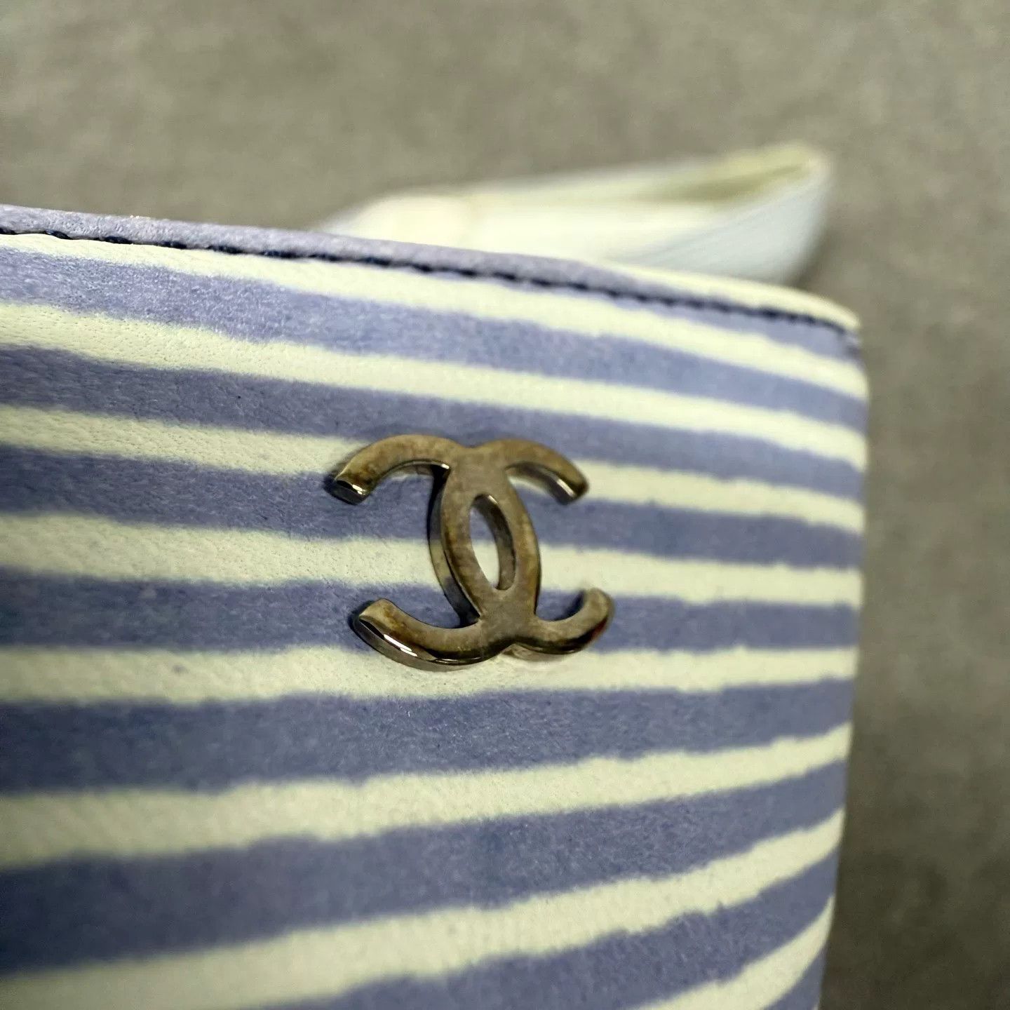 Chanel Chanel White Blue Stripe Flat Shoes Size US 5 / IT 35 - 4 Thumbnail