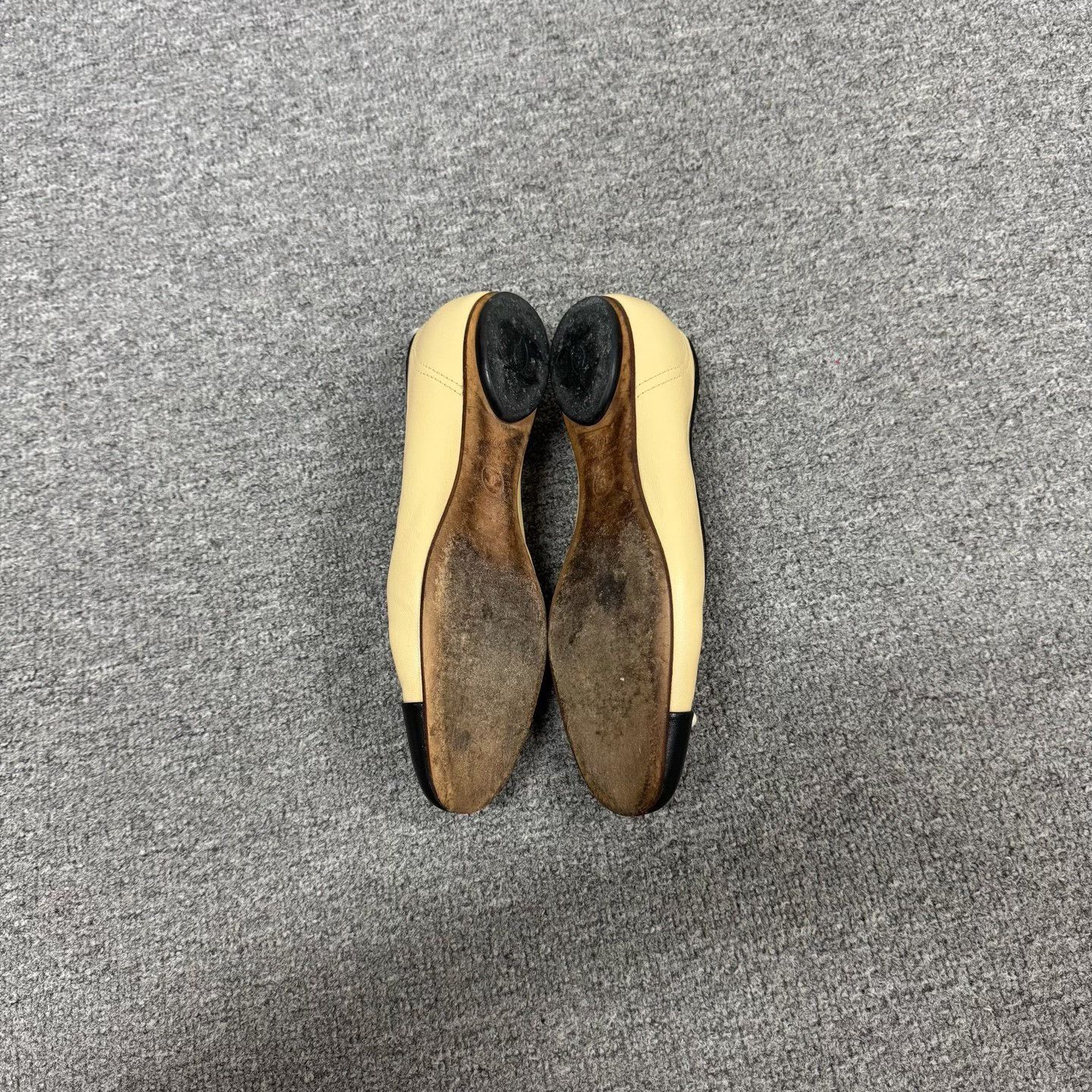 Chanel Chanel Colorblock Flat Mary Jane Shoes Size US 6.5 / IT 36.5 - 5 Thumbnail