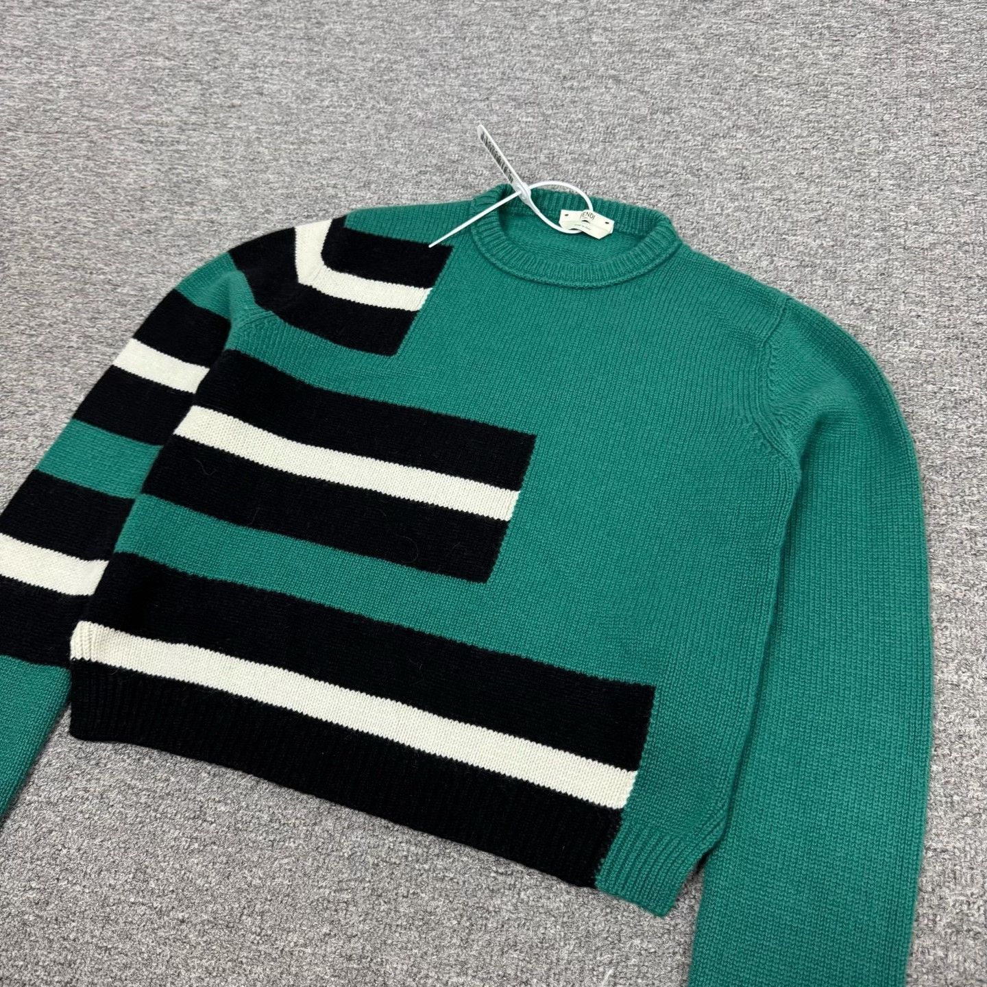 Fendi Fendi Striped Cashmere Knit Sweater Size 38 Size S / US 4 / IT 40 - 4 Thumbnail