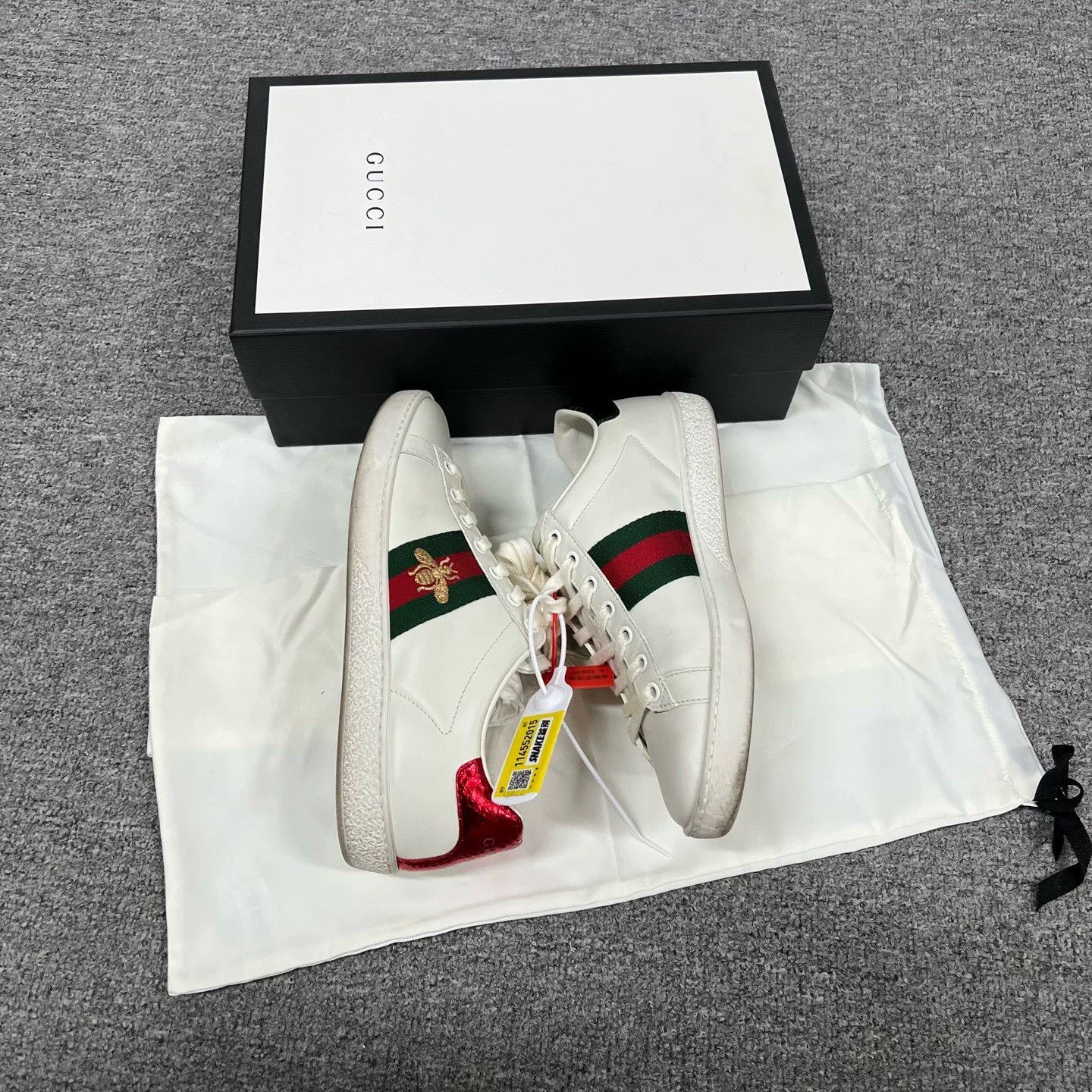 Gucci Gucci Classic Small Bee White Sneakers Size US 5.5 / IT 35.5 - 6 Thumbnail