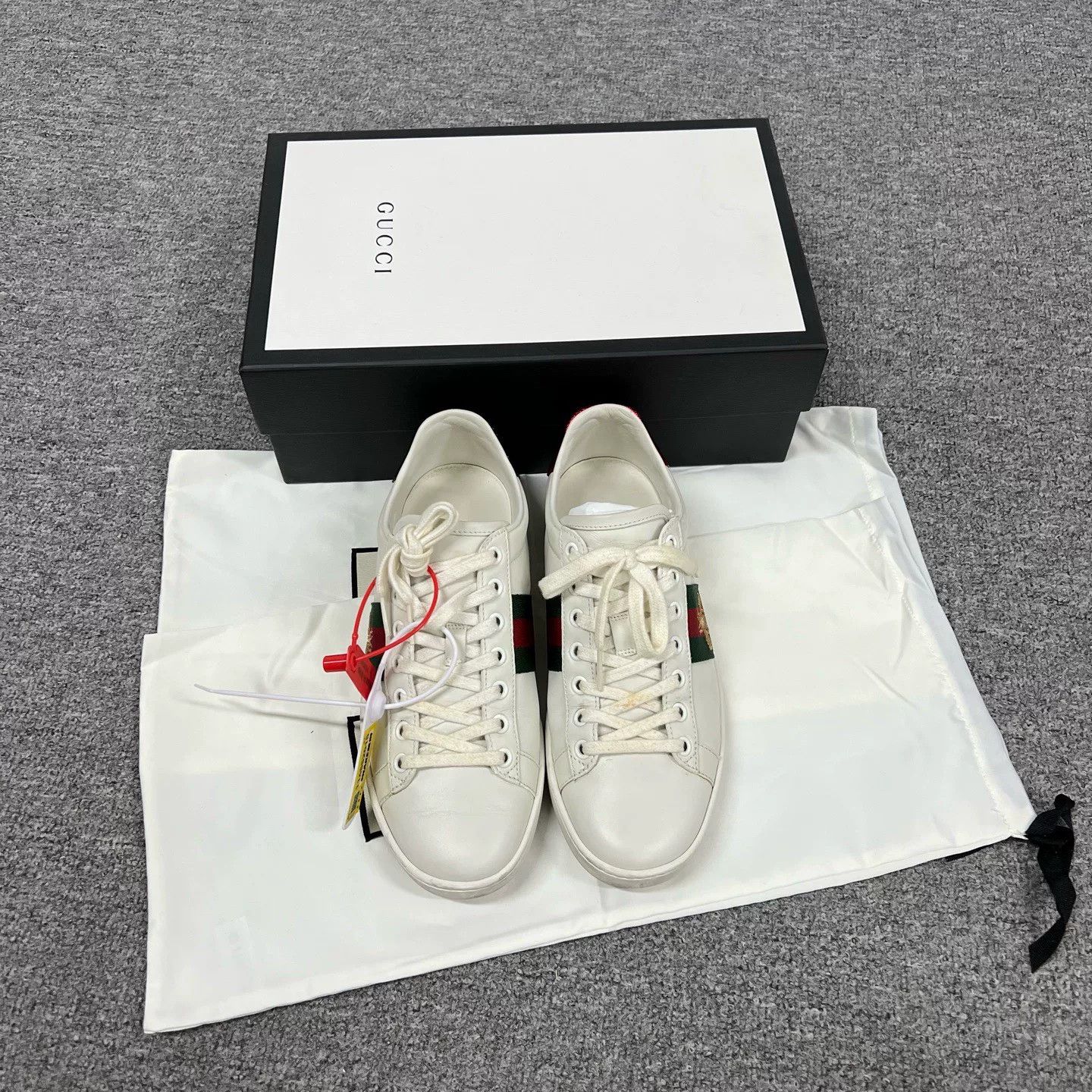Gucci Gucci Classic Small Bee White Sneakers Size US 5.5 / IT 35.5 - 3 Thumbnail