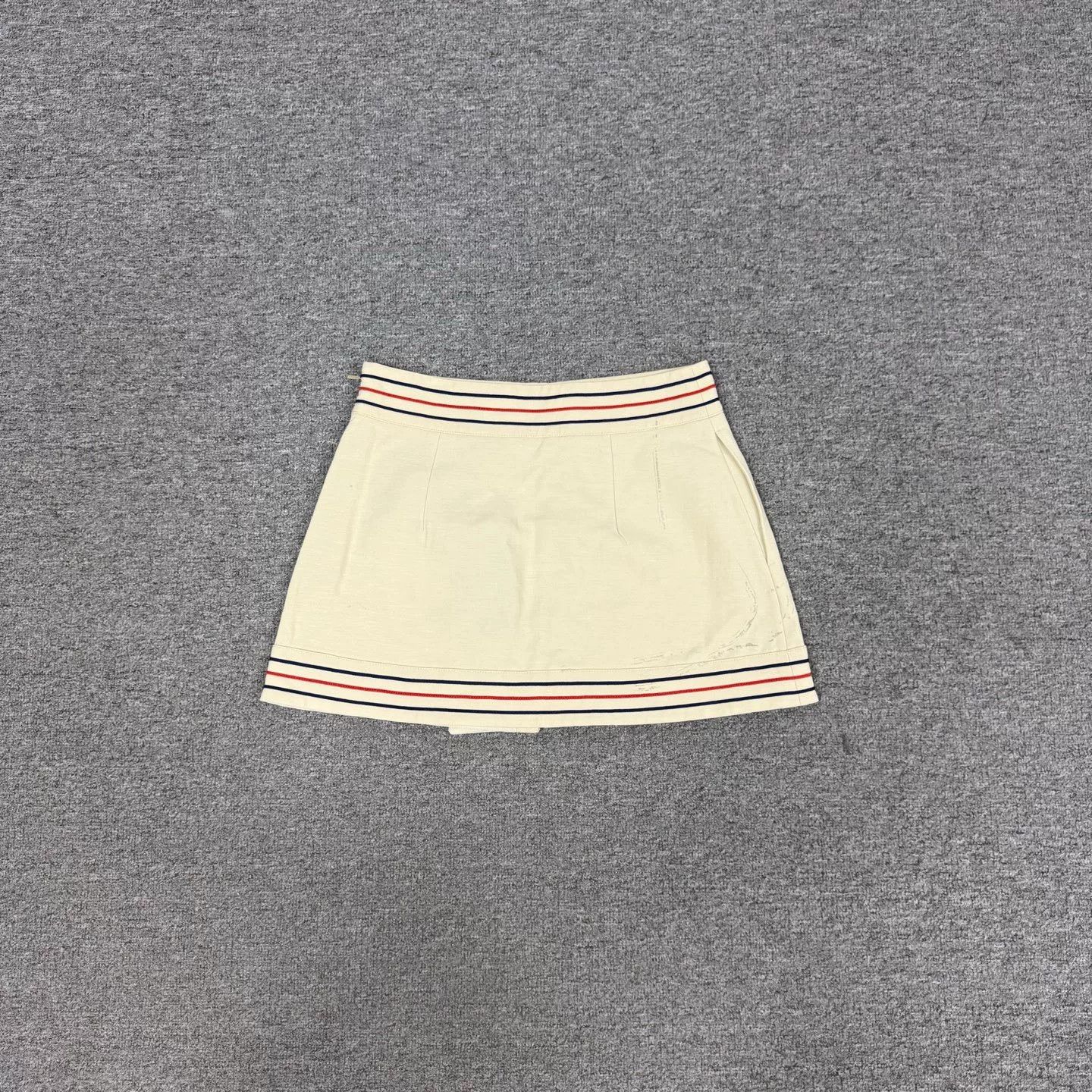 Gucci Gucci Gold Buckle Striped Skirt 40 Size 40" / US 18 - 2 Thumbnail