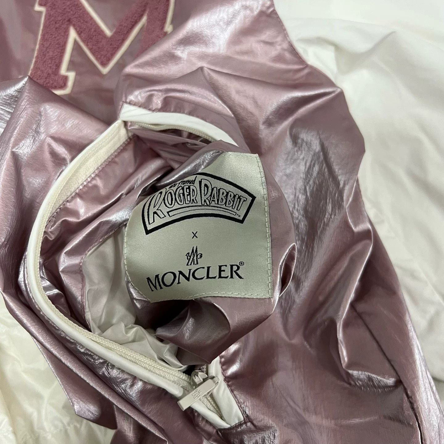 Moncler Moncler Disney Collaboration Reversible Down Jacket Size L / US 10 / IT 46 - 7 Thumbnail