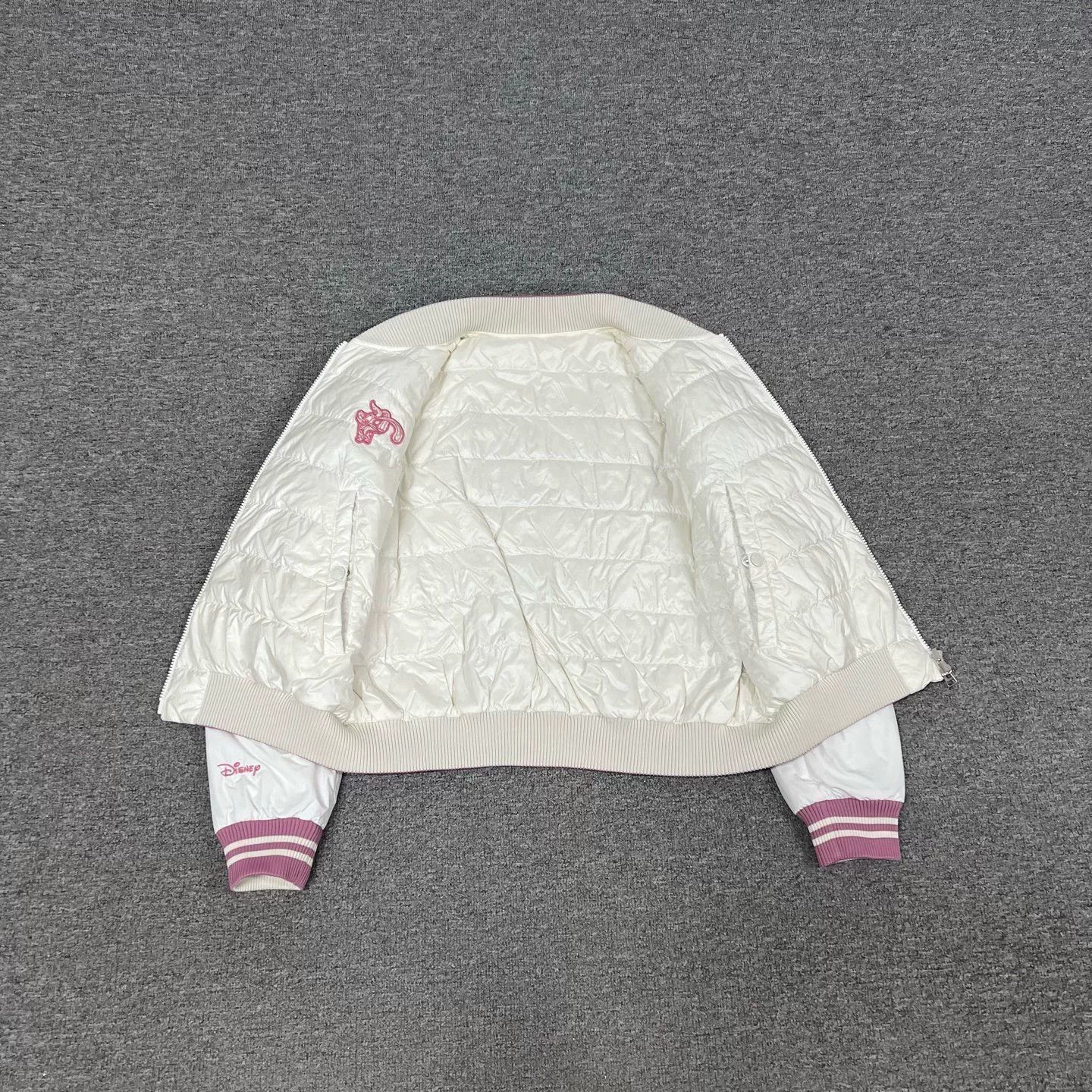 Moncler Moncler Disney Collaboration Reversible Down Jacket Size L / US 10 / IT 46 - 6 Thumbnail