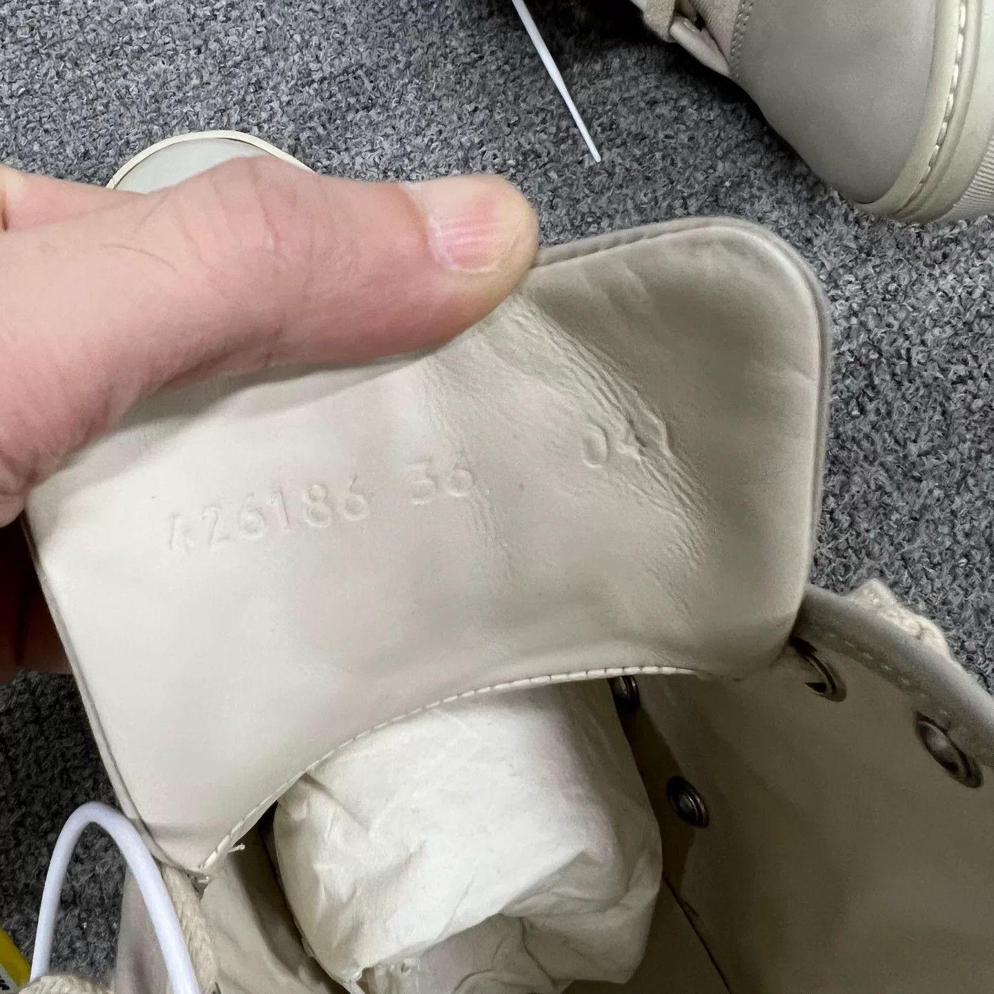 Gucci Gucci All-Over Double G High-Top Shoes Size US 5 / IT 35 - 7 Thumbnail