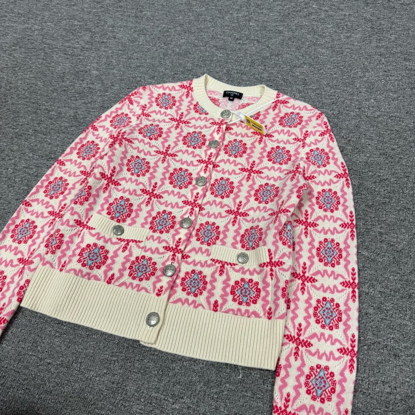 Chanel Chanel Flower Knit Cardigan Size 38 Size S / US 4 / IT 40 - 4 Thumbnail