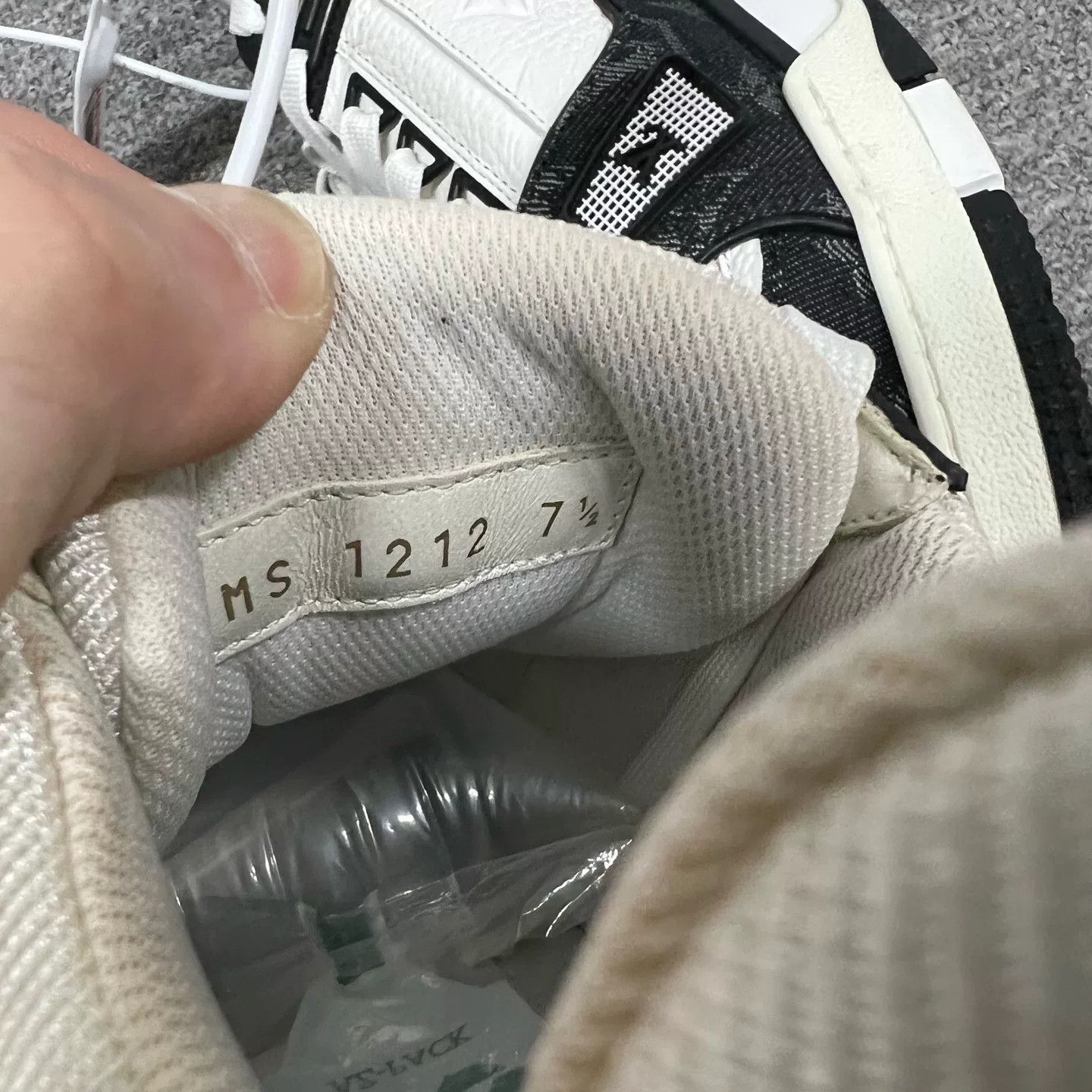 Louis Vuitton Louis Vuitton LV Trainer Sneakers Size US 7.5 / EU 40-41 - 7 Thumbnail